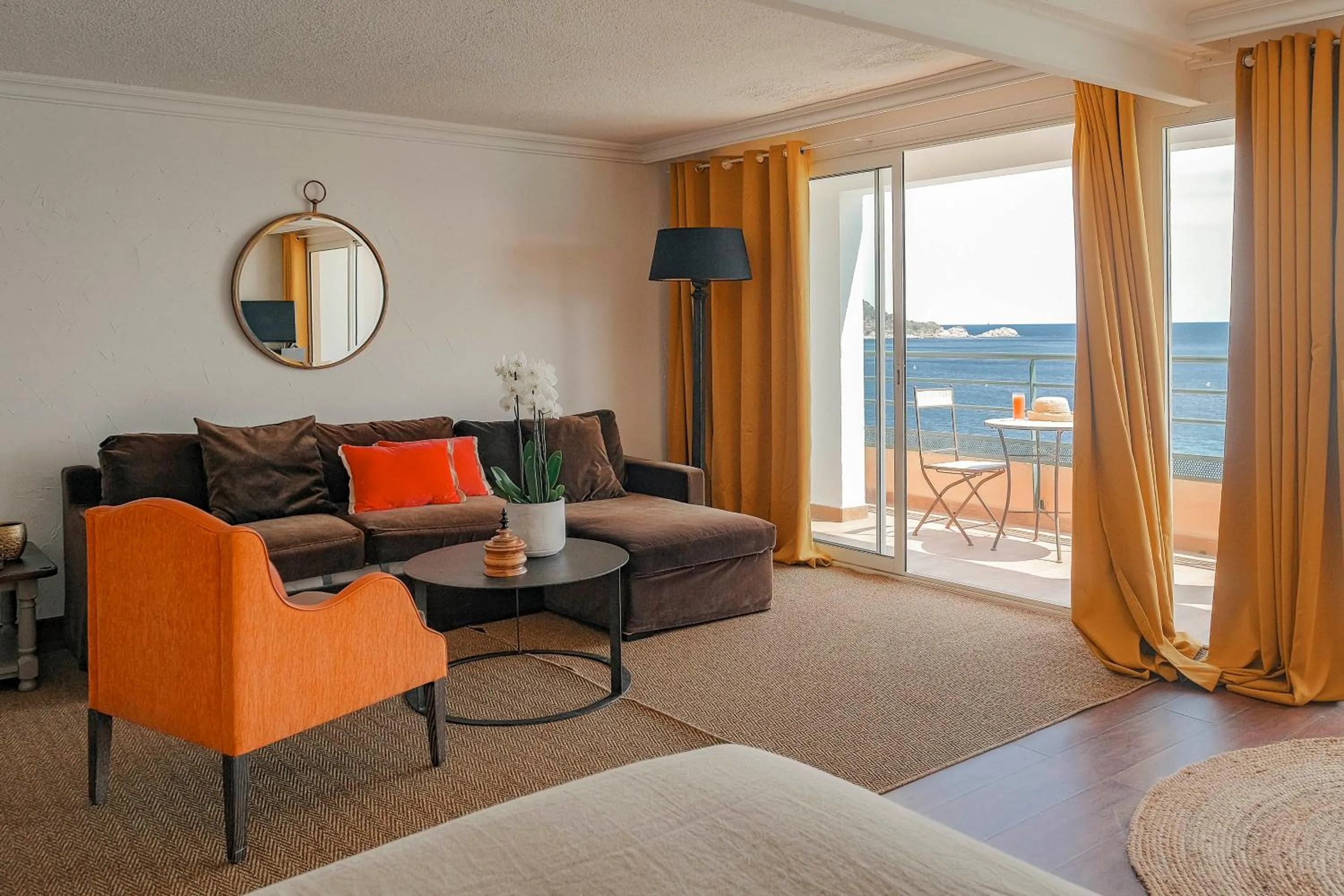 Bed in Surplage Hôtel Cavalière