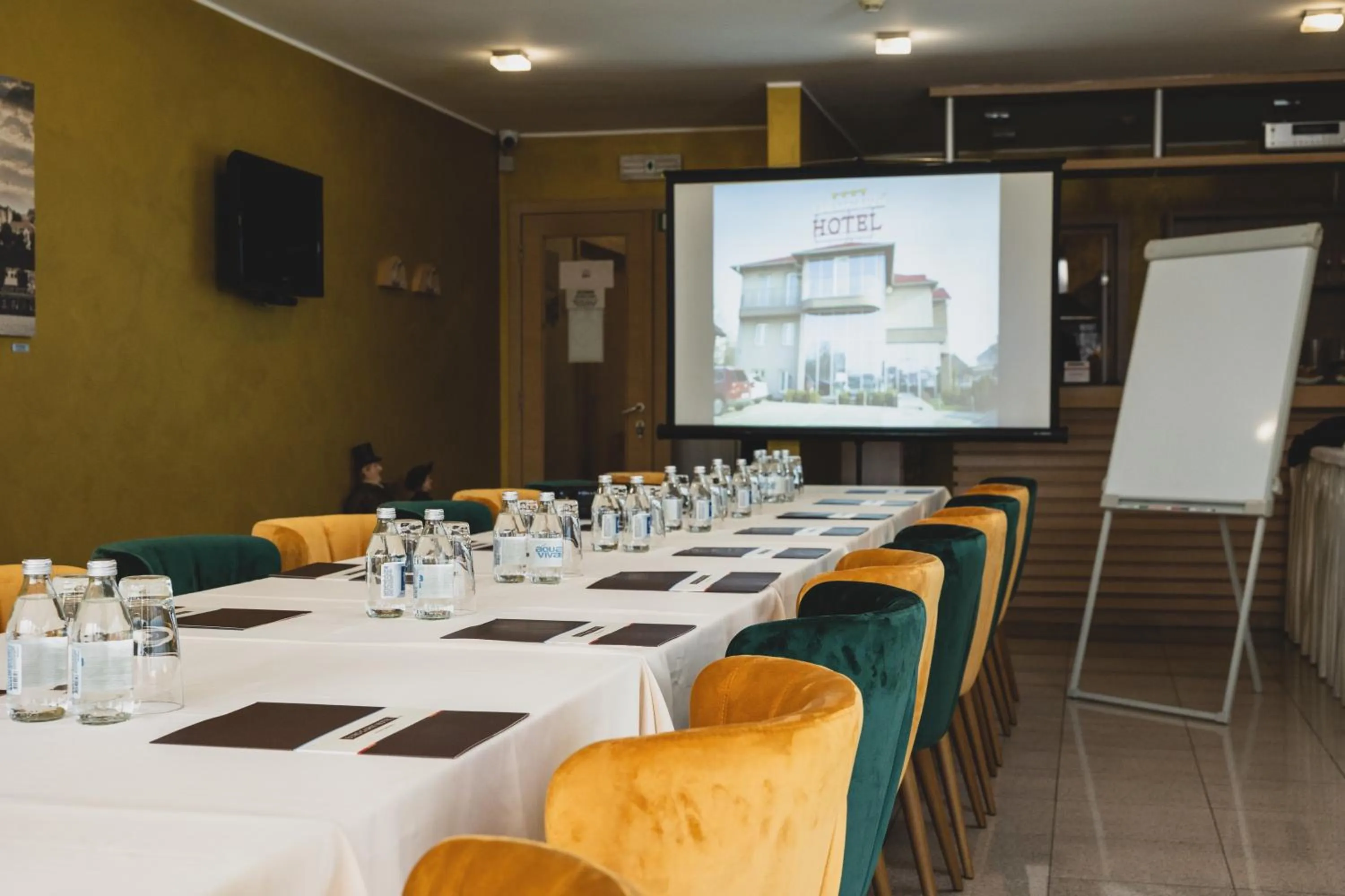 Meeting/conference room in Euro Garni Hotel