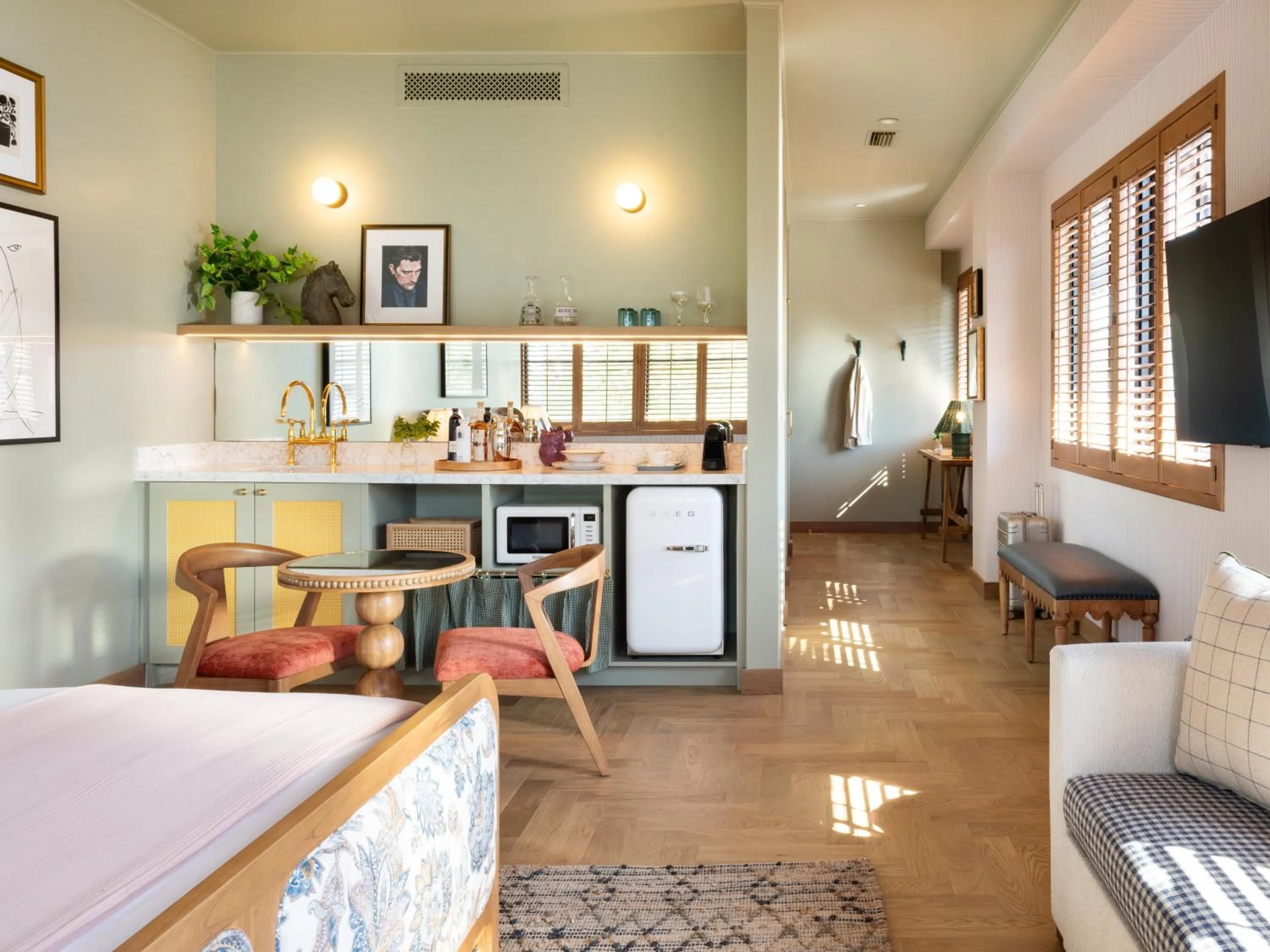 Living room in Palihouse Hyde Park Village