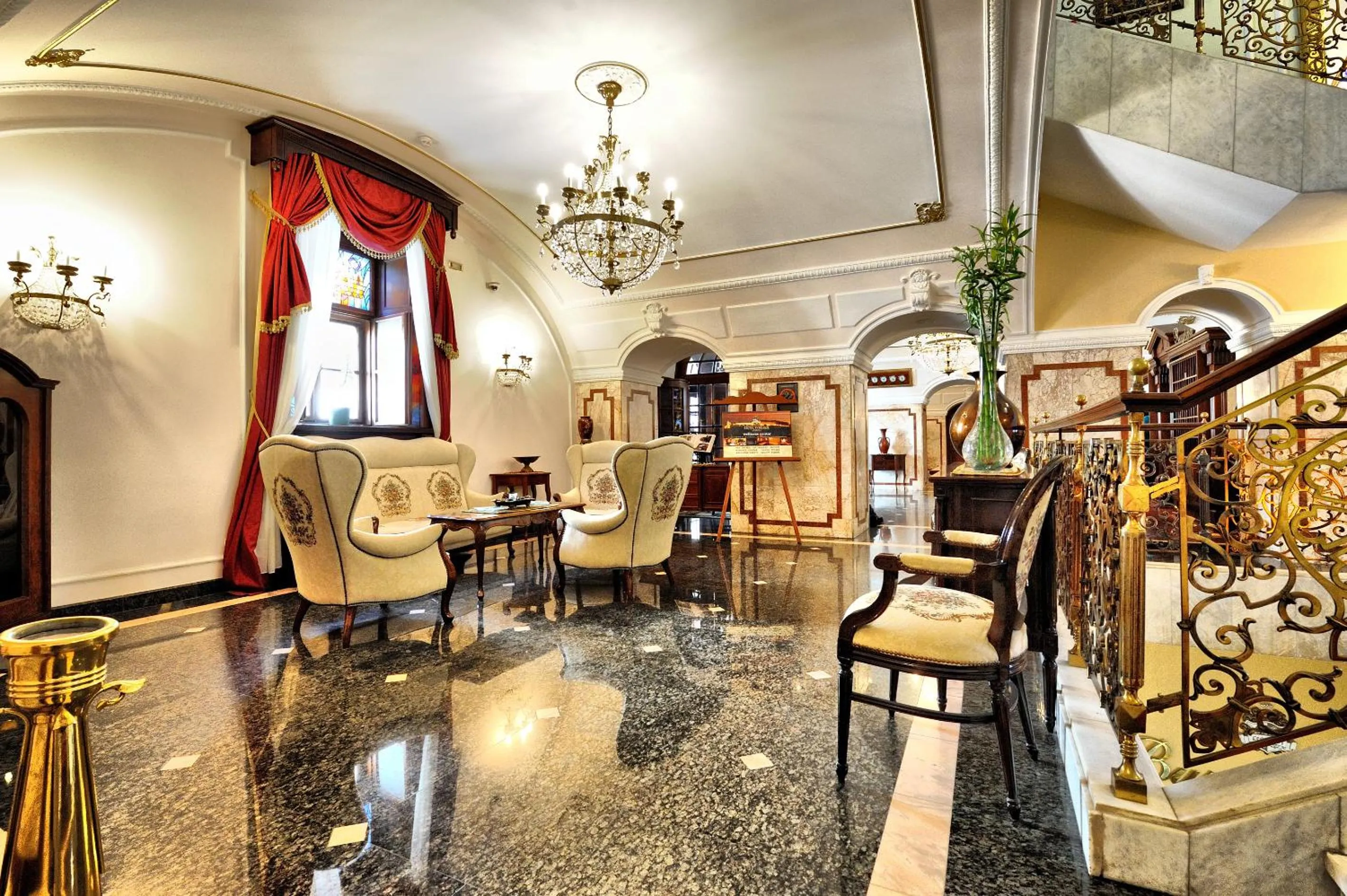 Lobby or reception in Hotel Leopold I