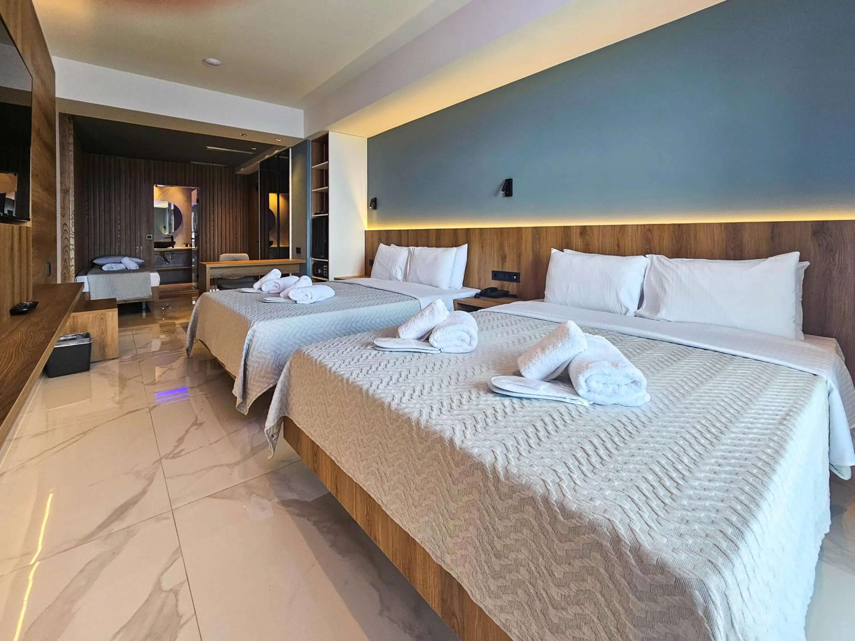 Bedroom, Bed in AKTEON GIRNI