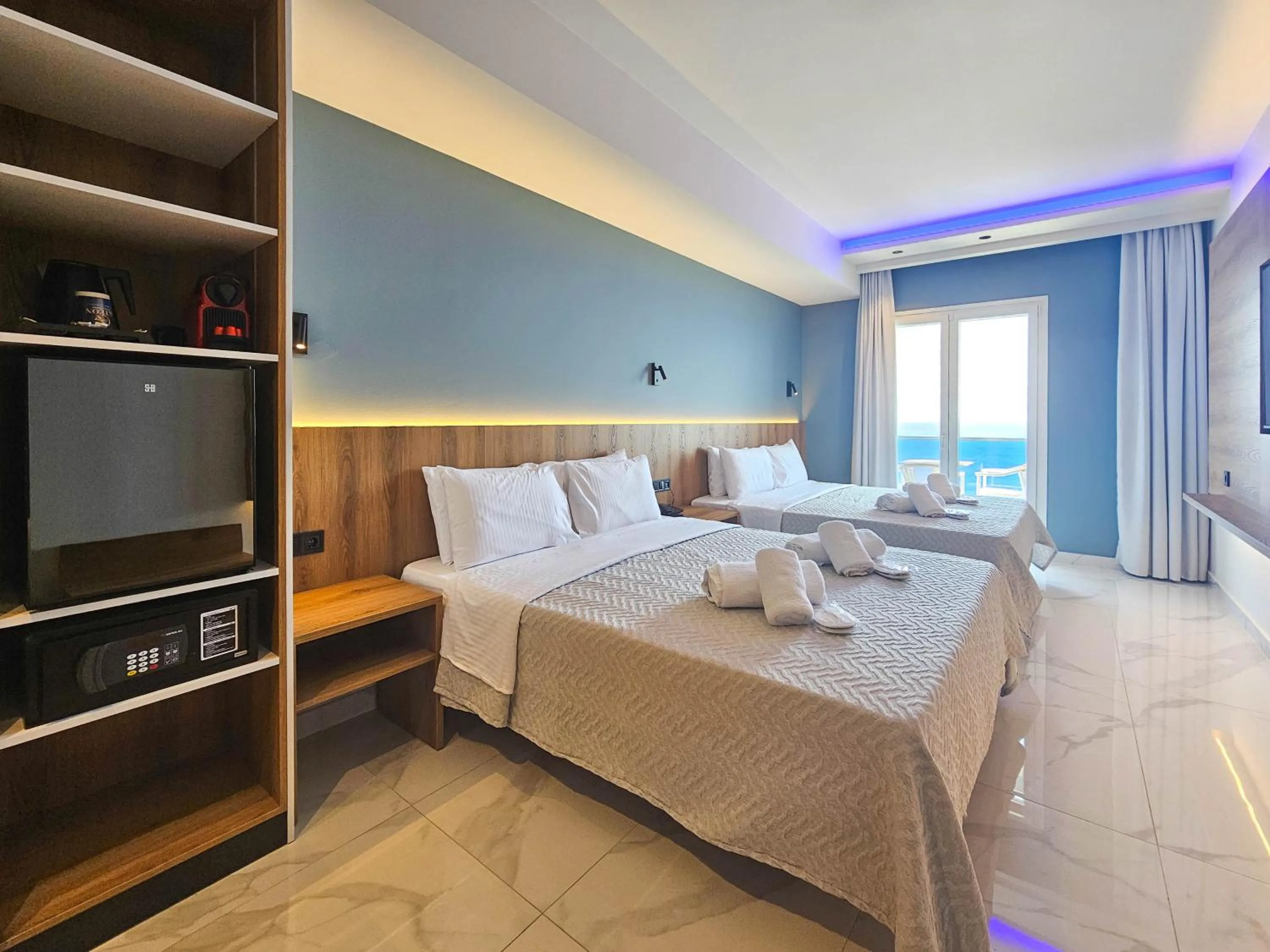 Bedroom, Bed in AKTEON GIRNI