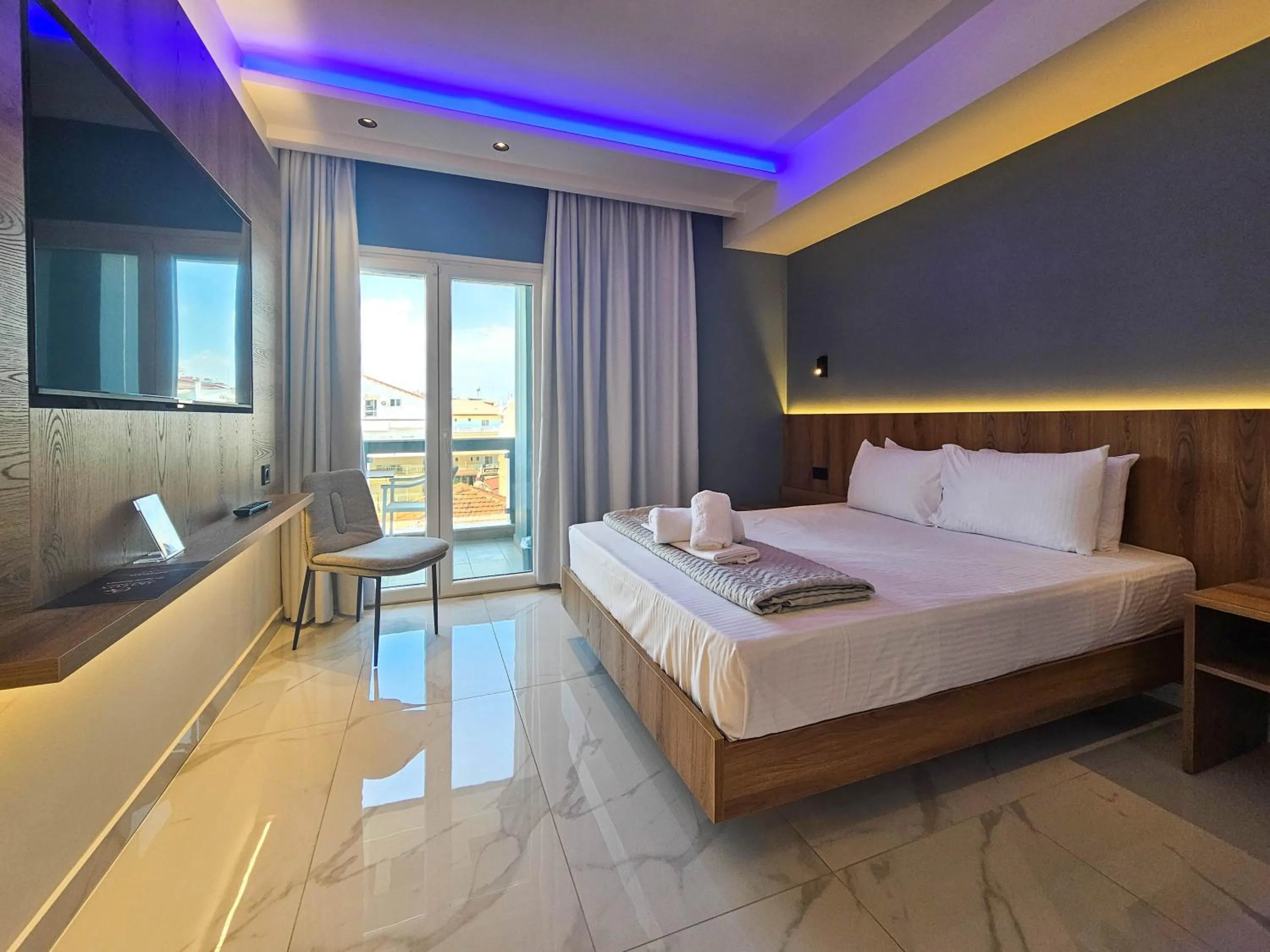 Deluxe Studio in AKTEON GIRNI