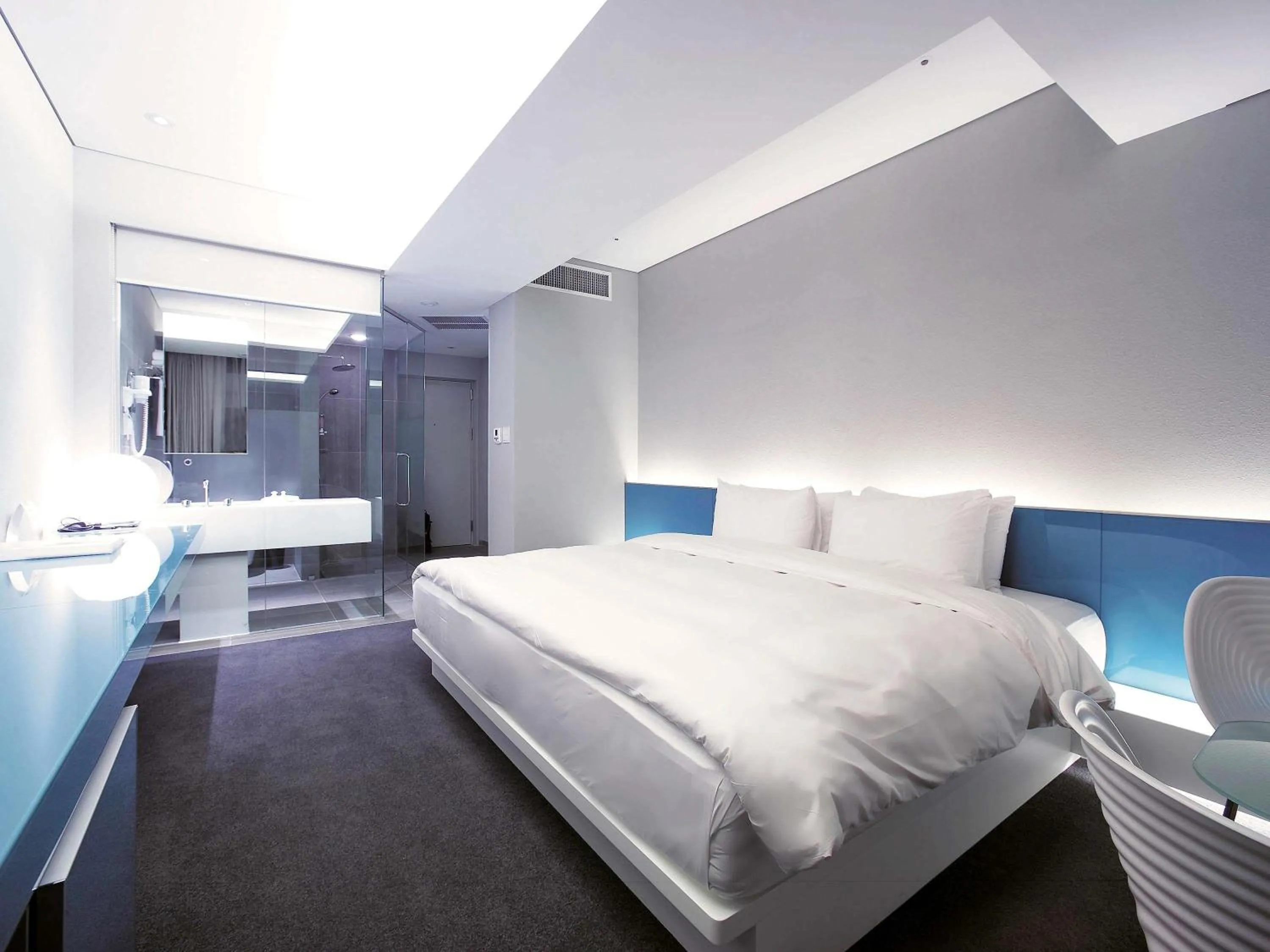 Bedroom, Bed in Grand Mercure Ambassador Changwon