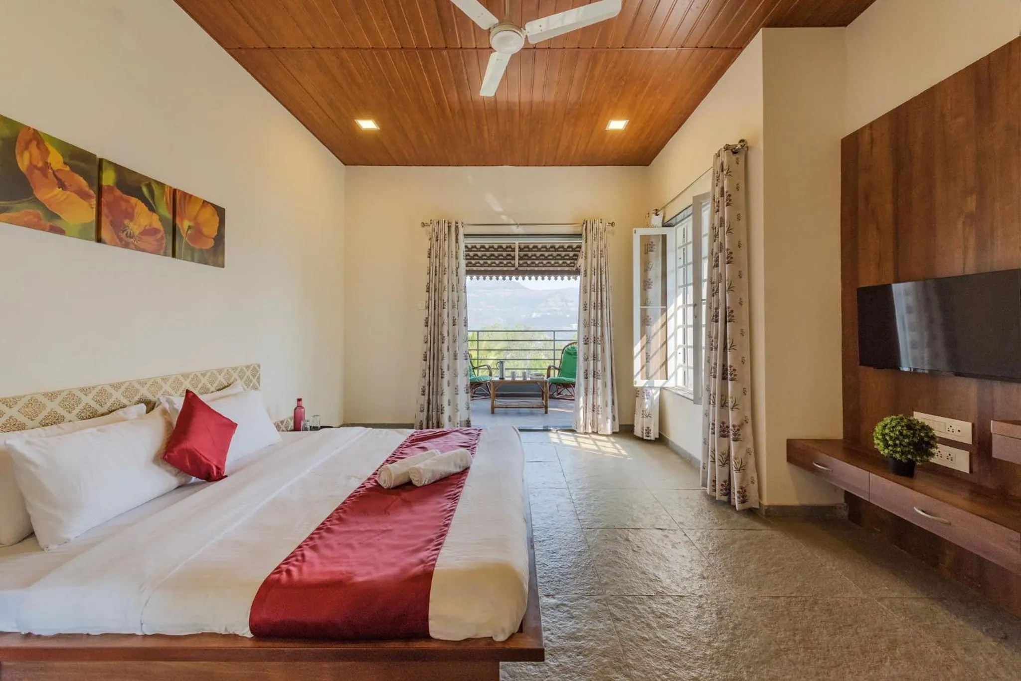 Bed in 4 Bed Villa - Sleeps 8 - Private Pool - Mtn Views