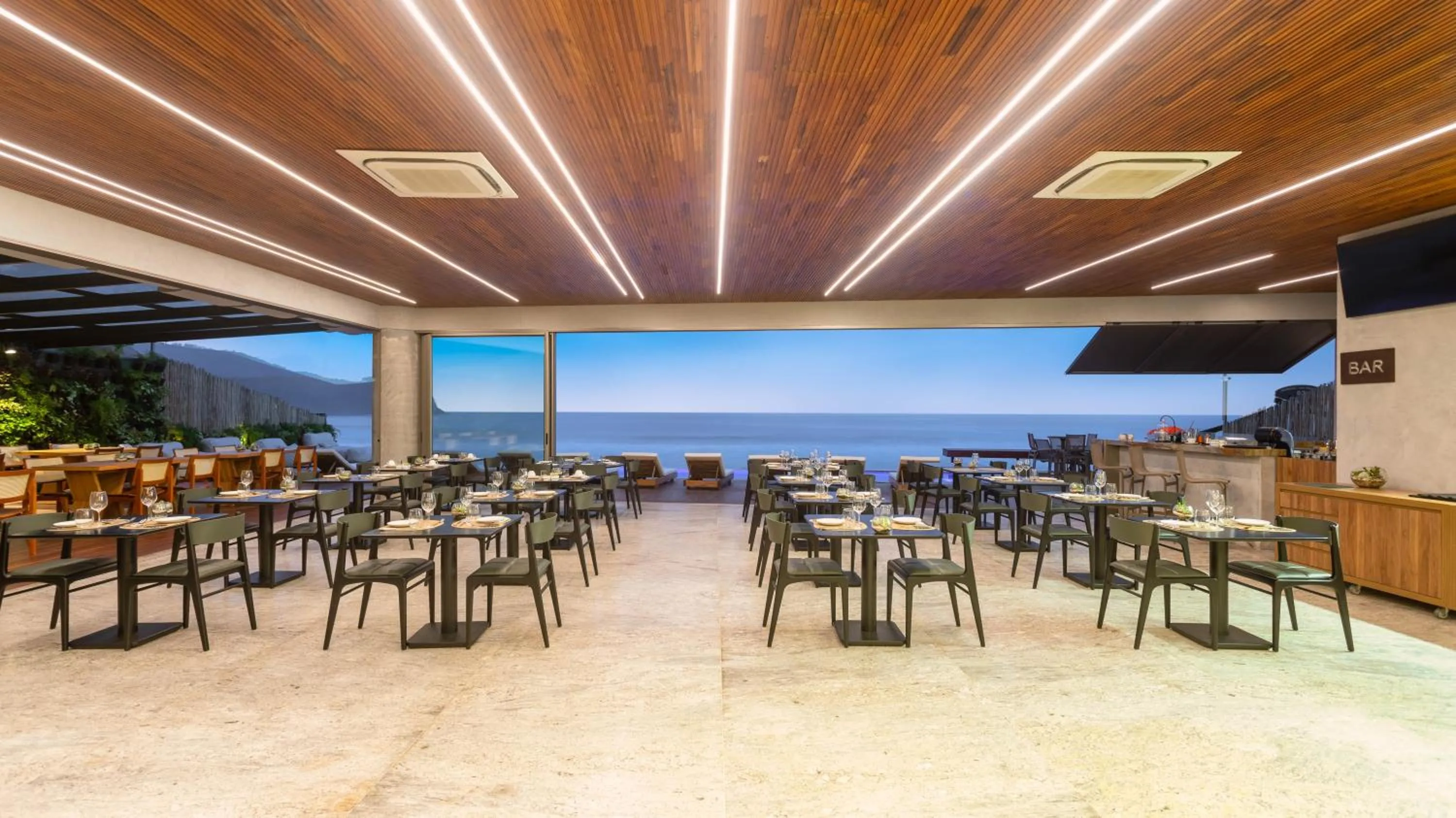 Restaurant/places to eat in Duke Beach Hotel Maresias