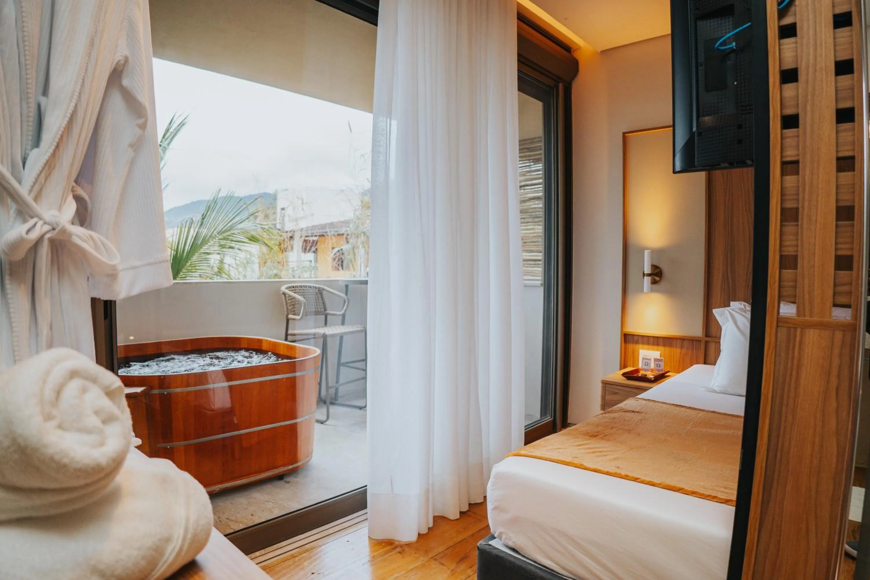 Photo of the whole room, Bed in Duke Beach Hotel Maresias