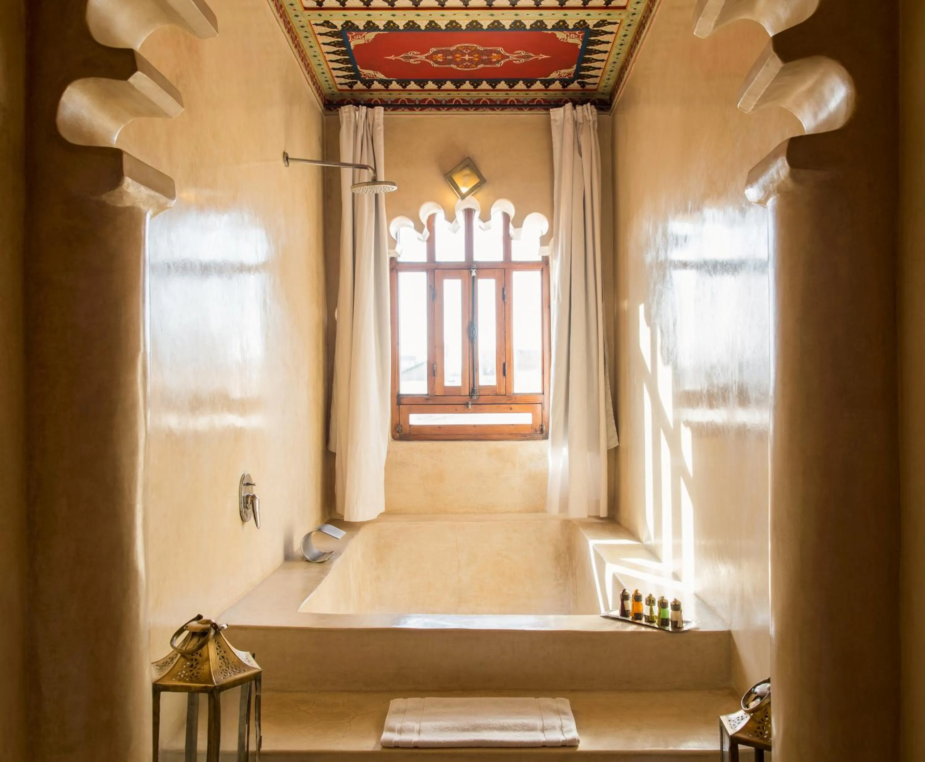 Shower in Riad Chbanate