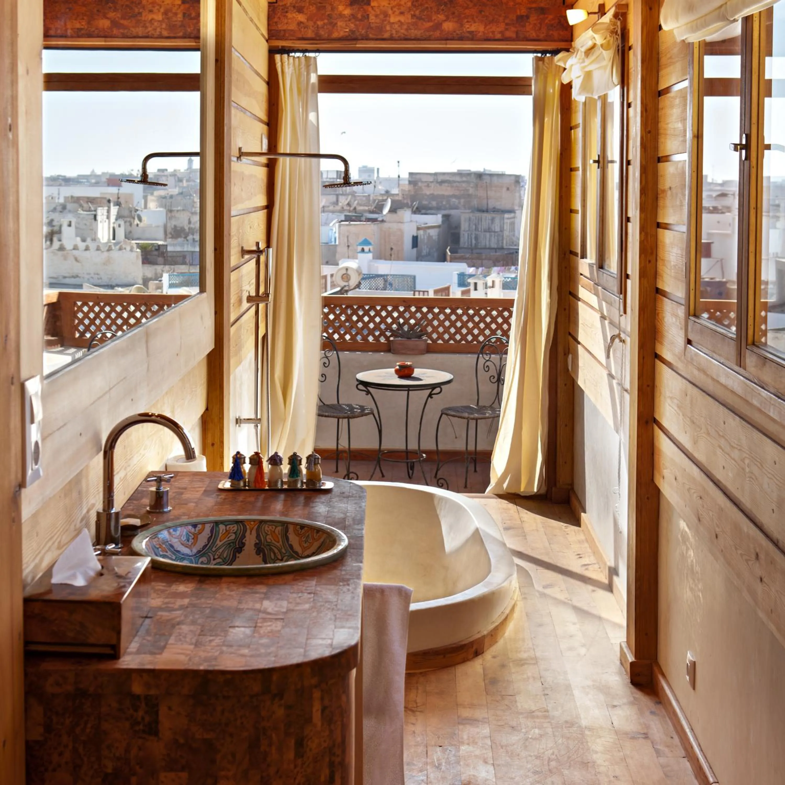 Hot Tub in Riad Chbanate