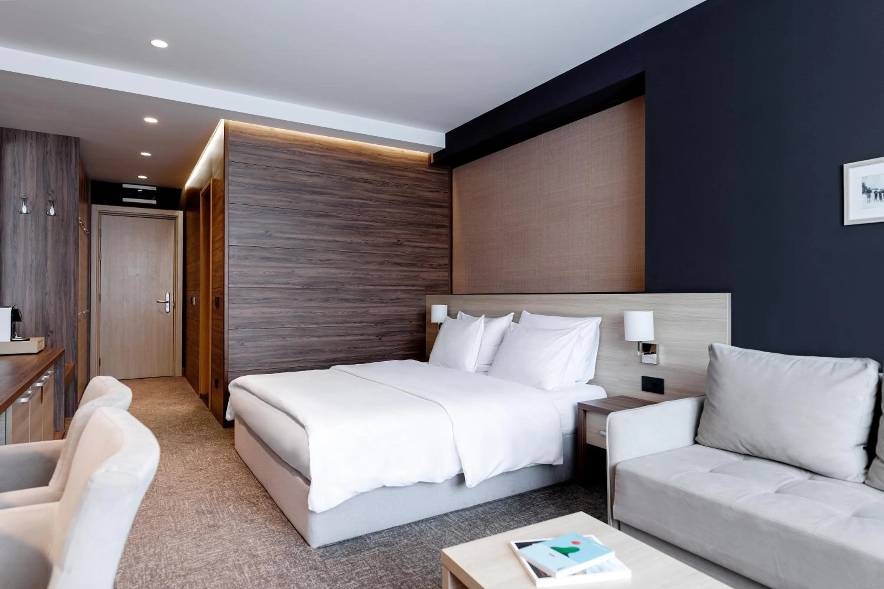 Photo of the whole room, Bed in Hotel Grand Kopaonik