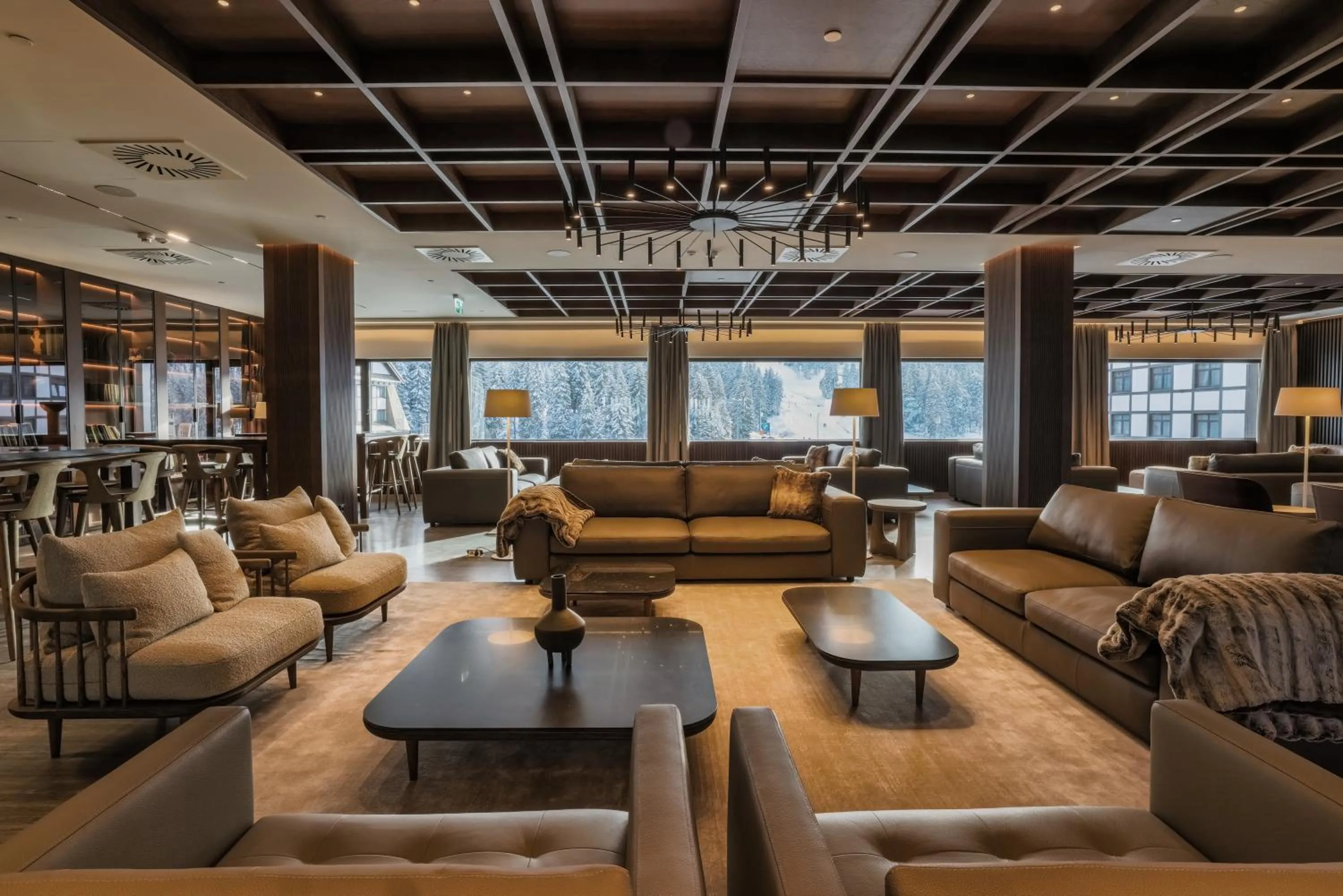 Communal lounge/ TV room in Hotel Grand Kopaonik
