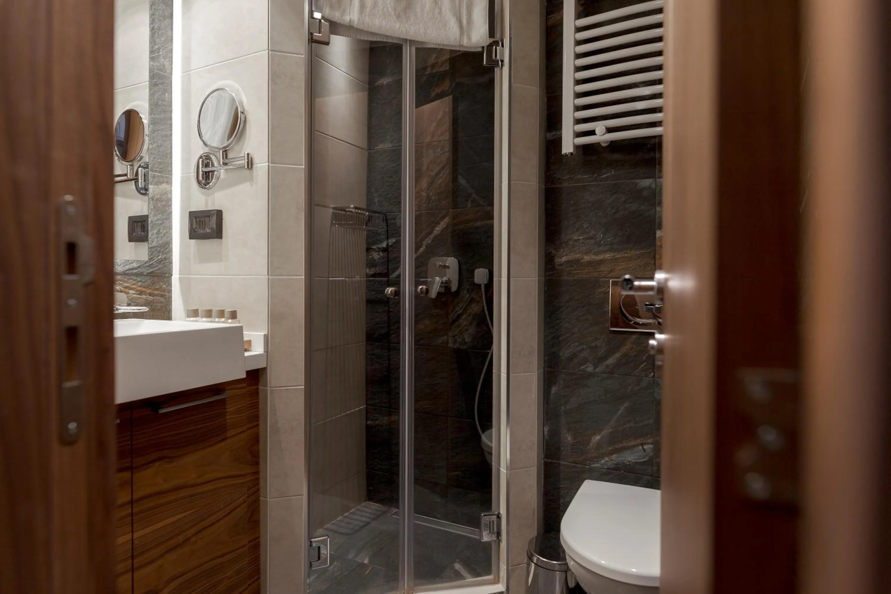 Shower in Hotel Grand Kopaonik