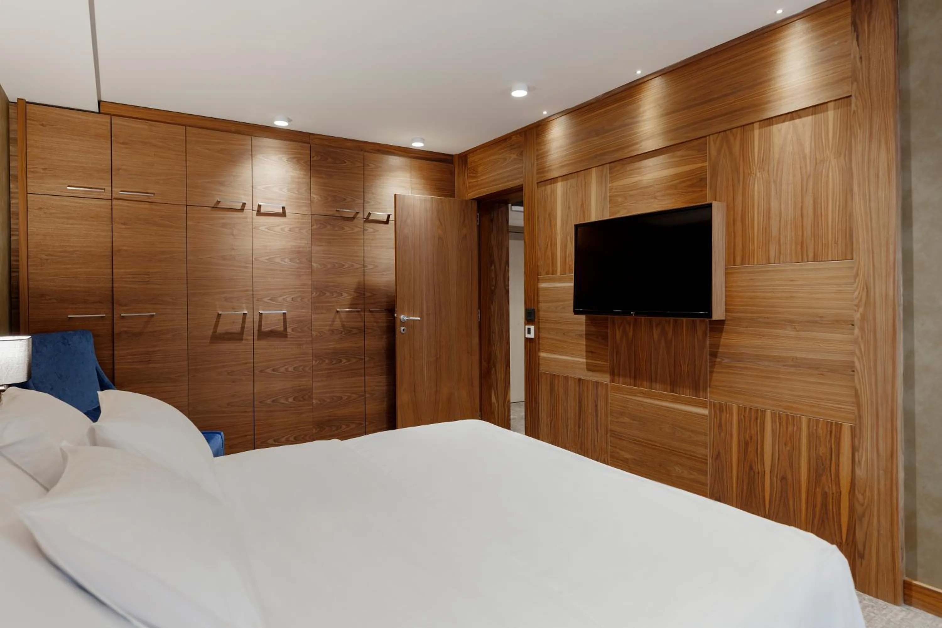 Photo of the whole room, Bed in Hotel Grand Kopaonik