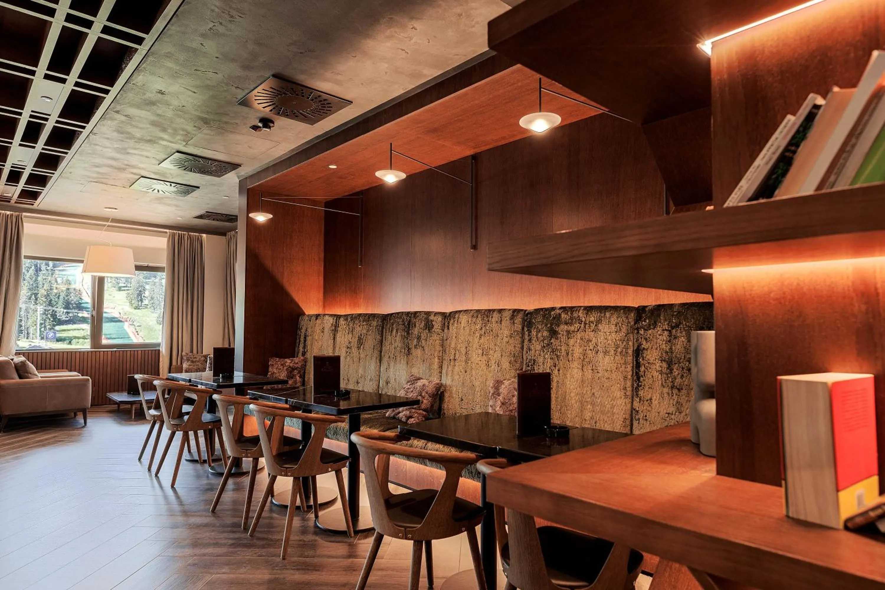 Lounge or bar in Hotel Grand Kopaonik