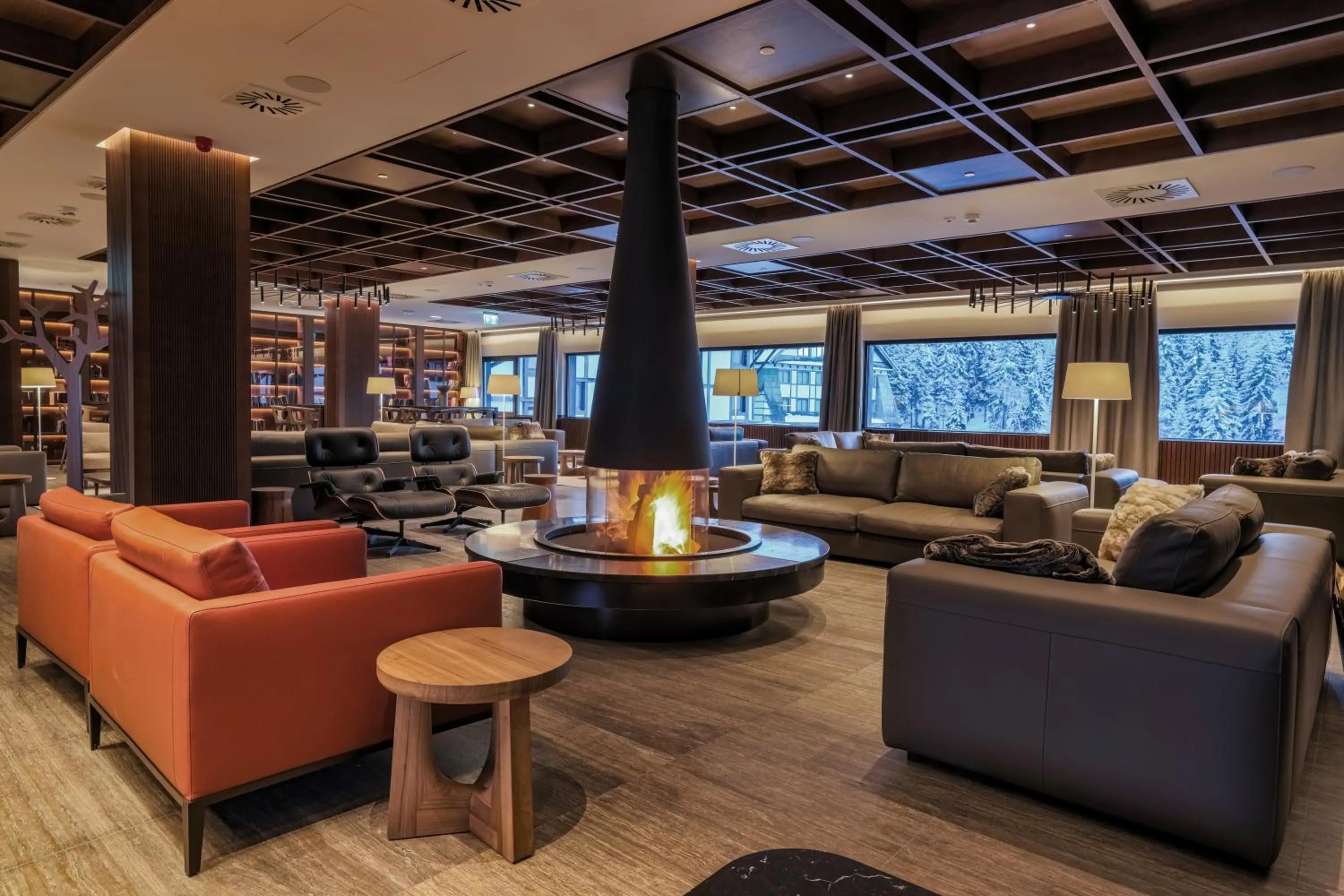Communal lounge/ TV room in Hotel Grand Kopaonik