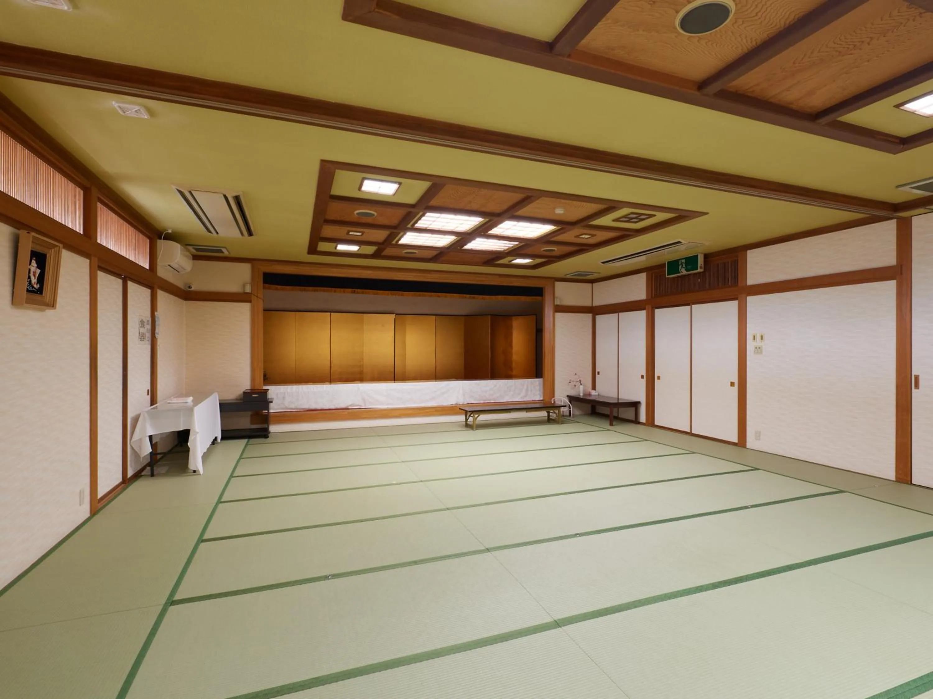 Photo of the whole room in Sakura no Yakata Hotel