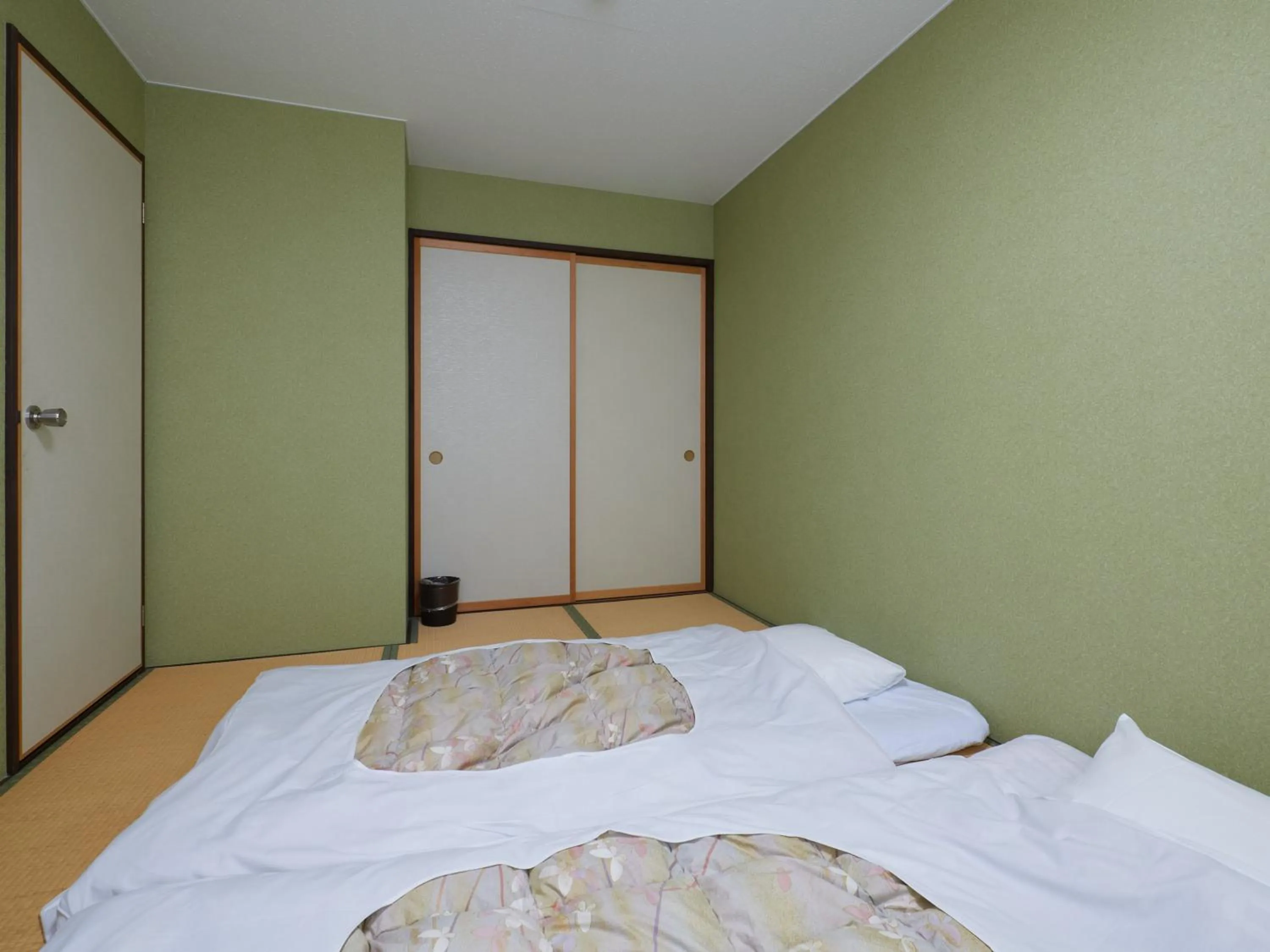 Photo of the whole room in Sakura no Yakata Hotel