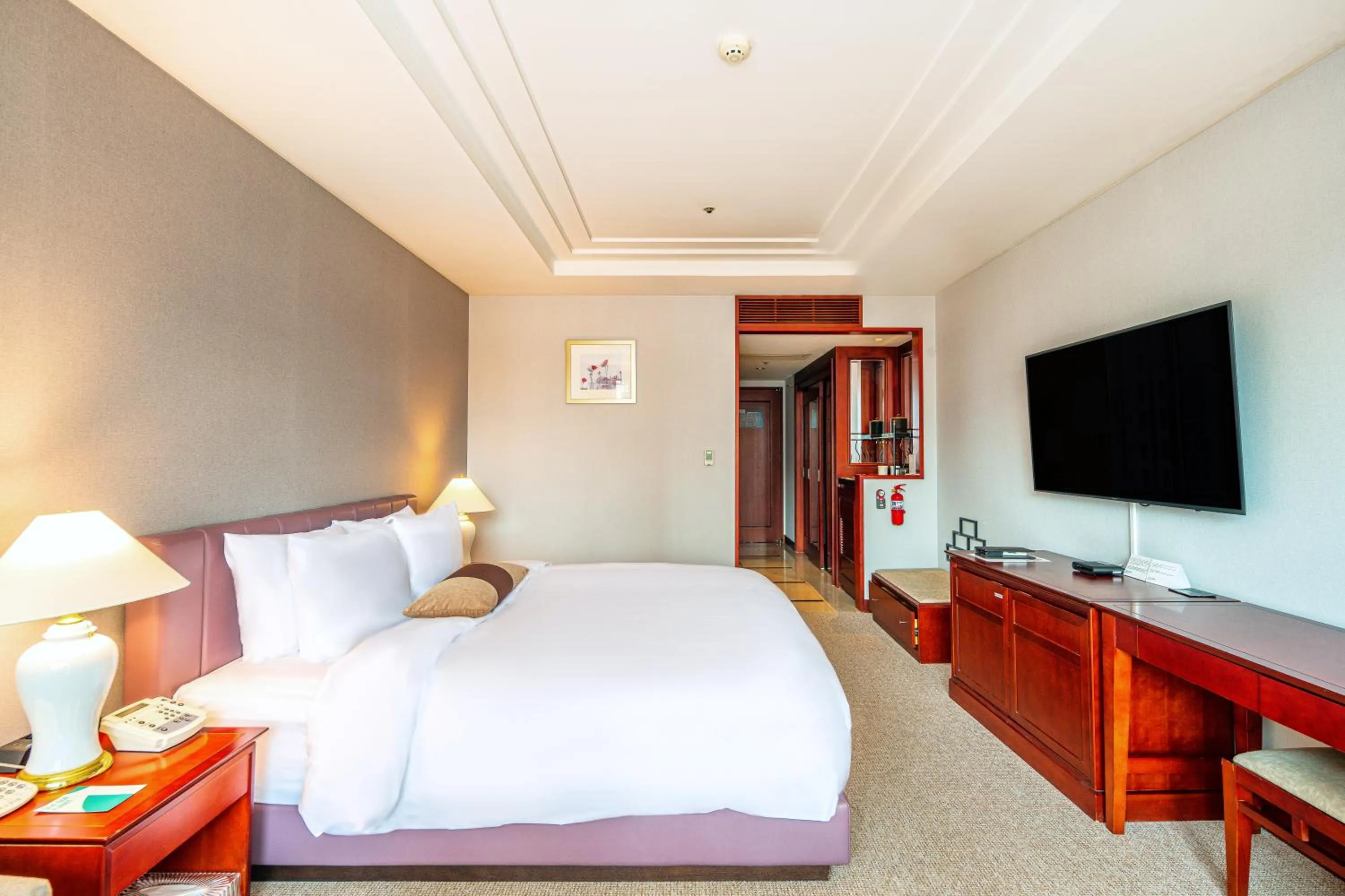 Bed in Koreana Hotel