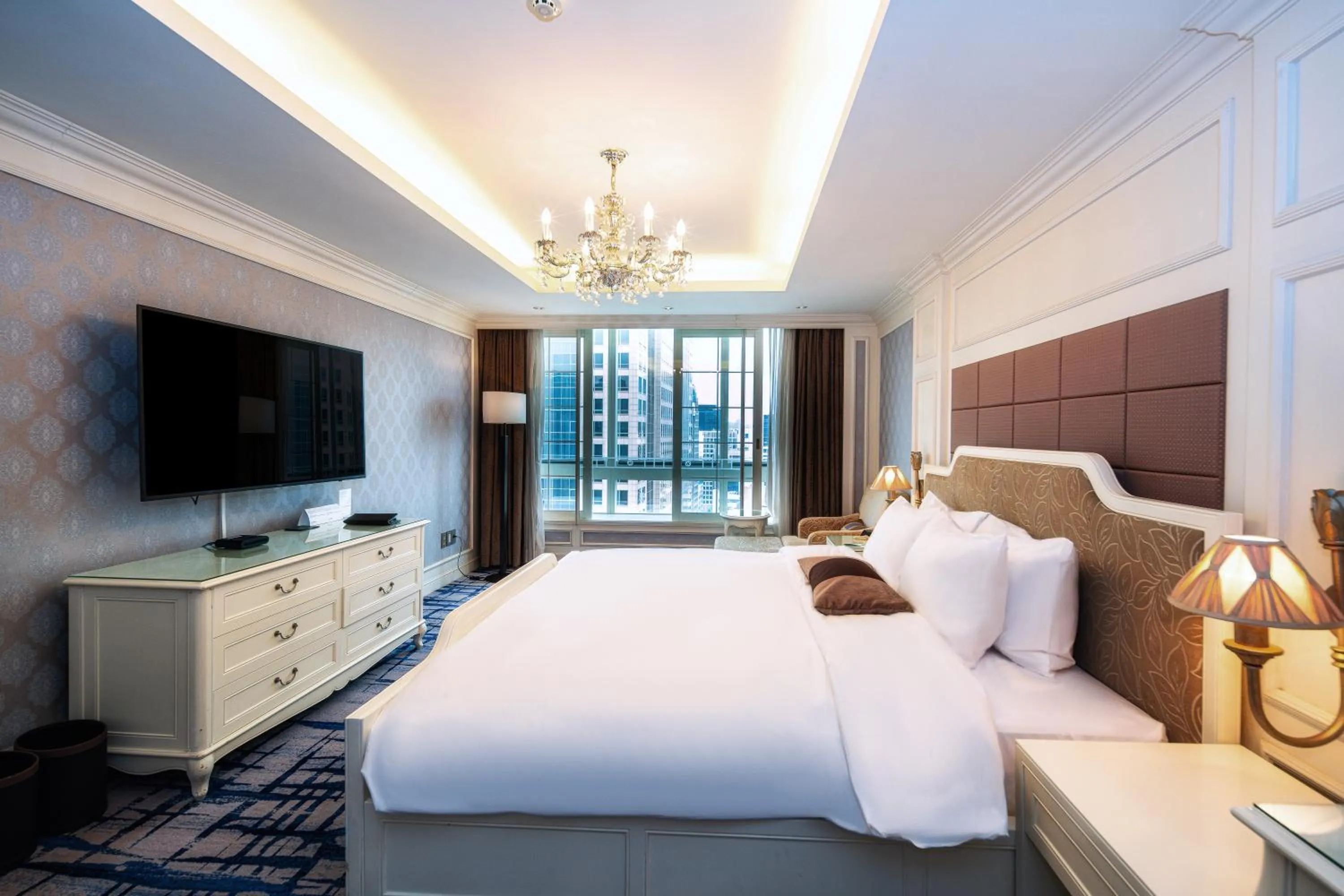 Bed in Koreana Hotel