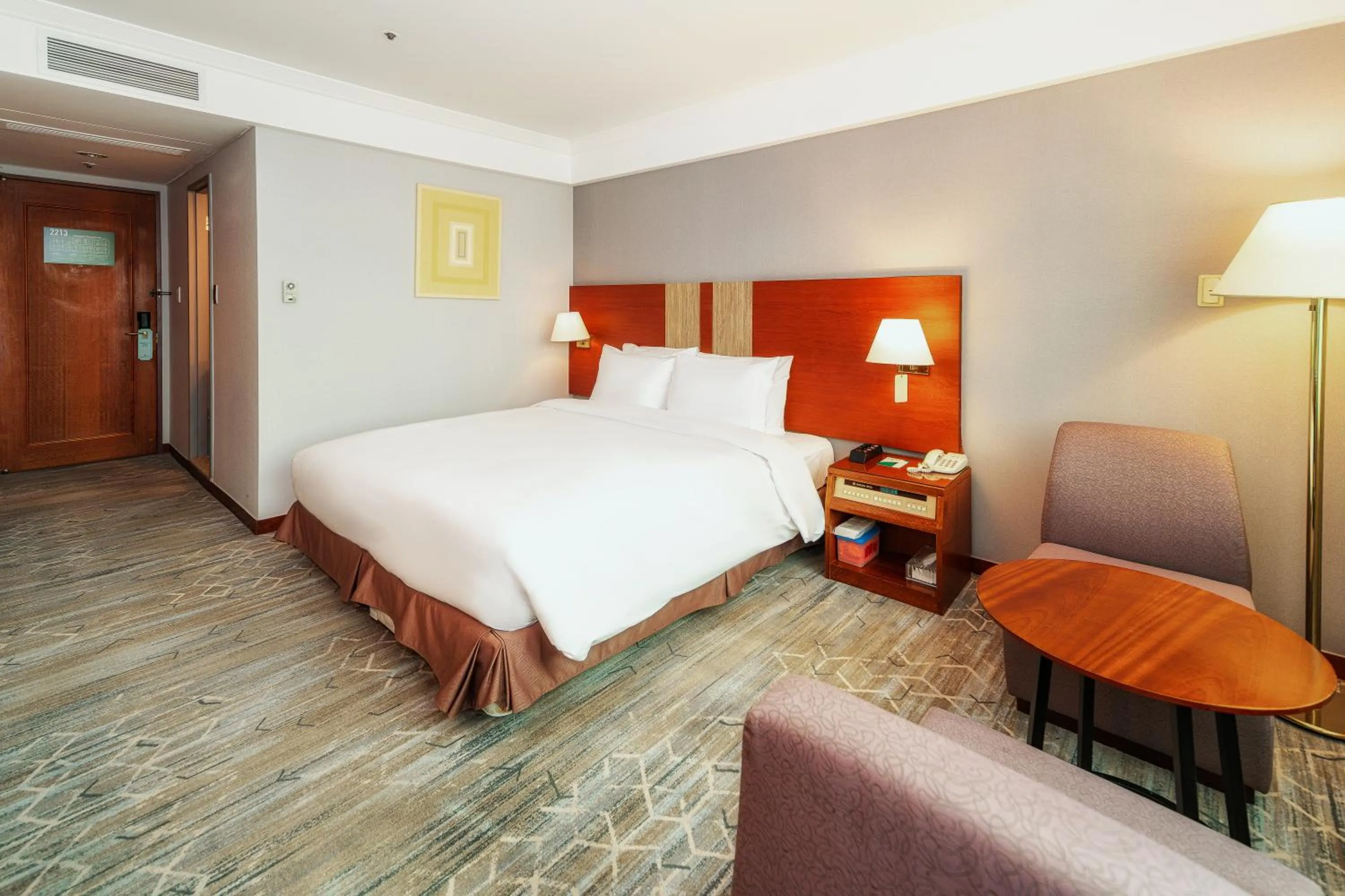 Decorative detail, Bed in Koreana Hotel