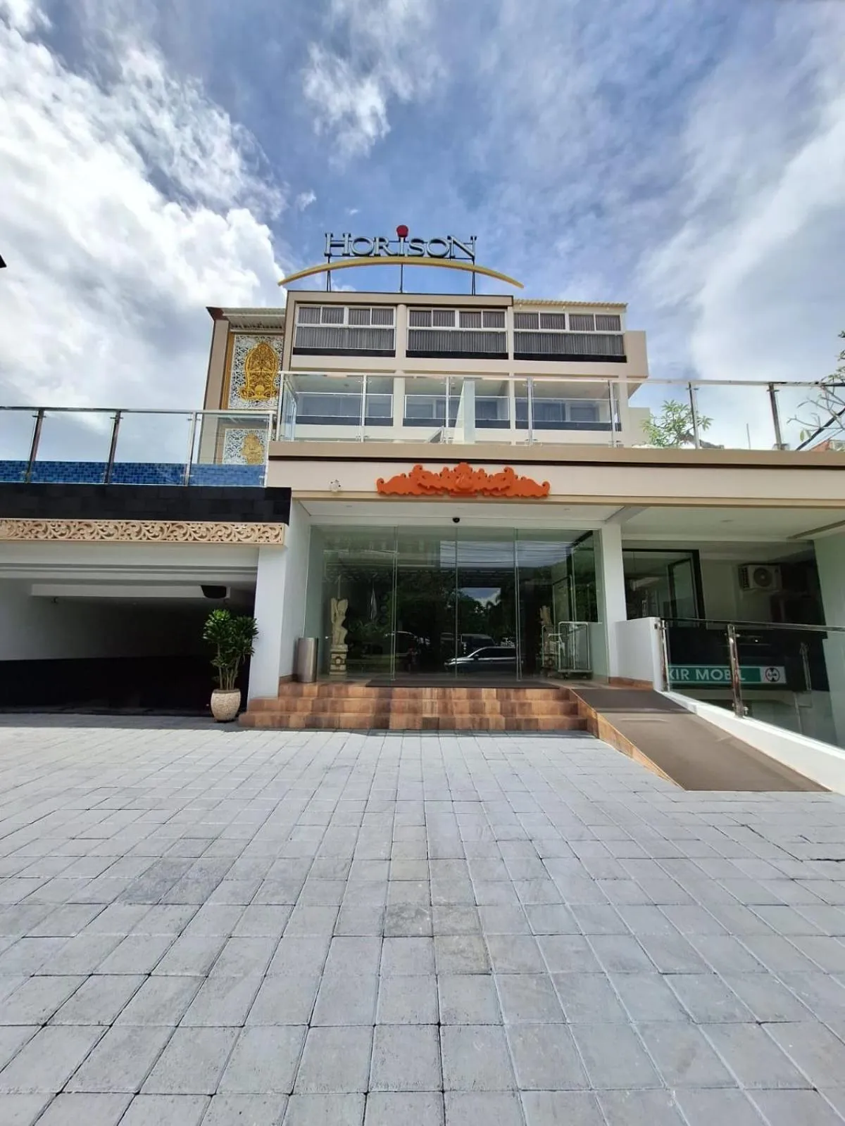 Day in Horison Kuta Bali