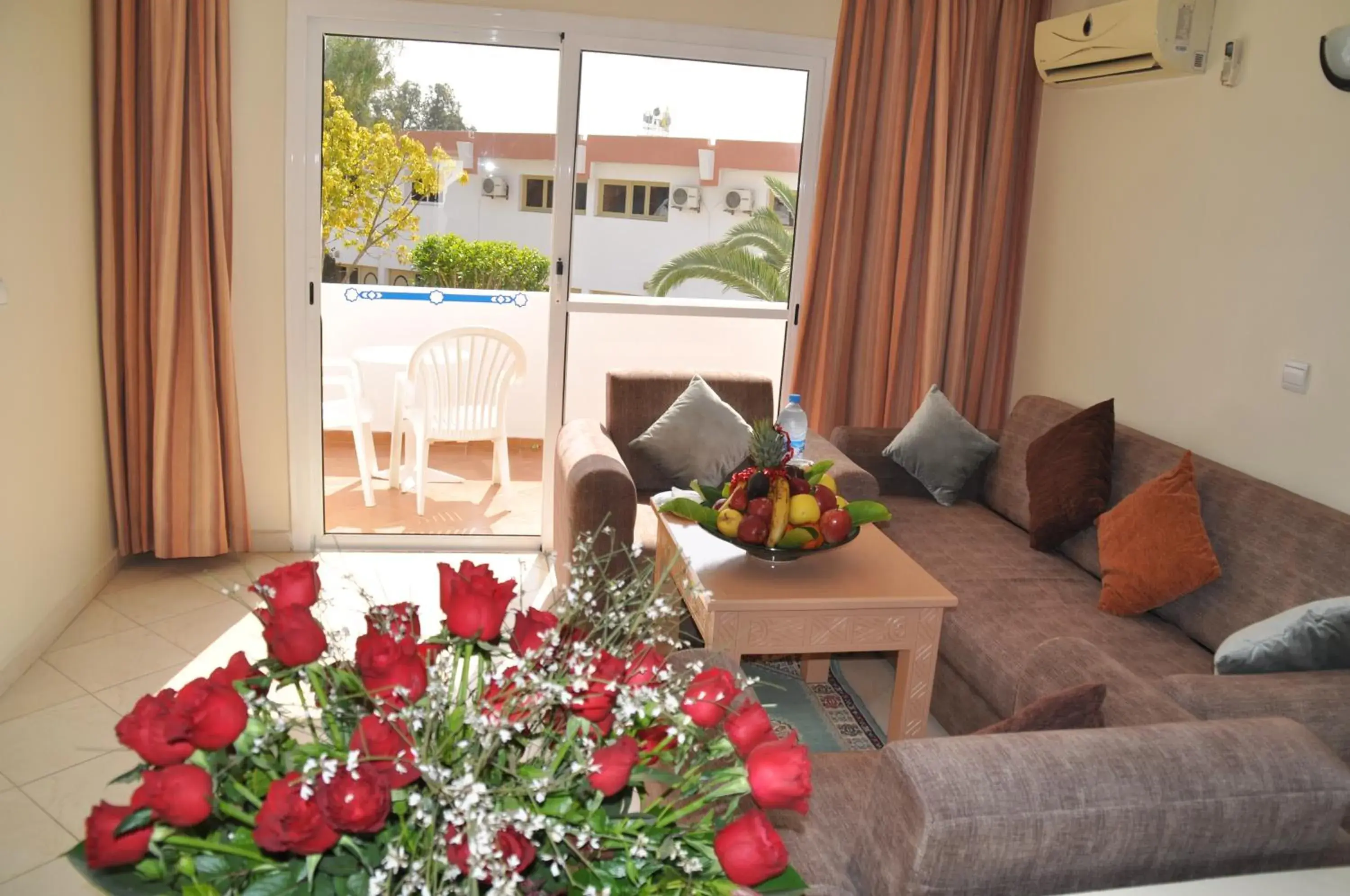 Living room in Hotel Club Almoggar Garden Beach