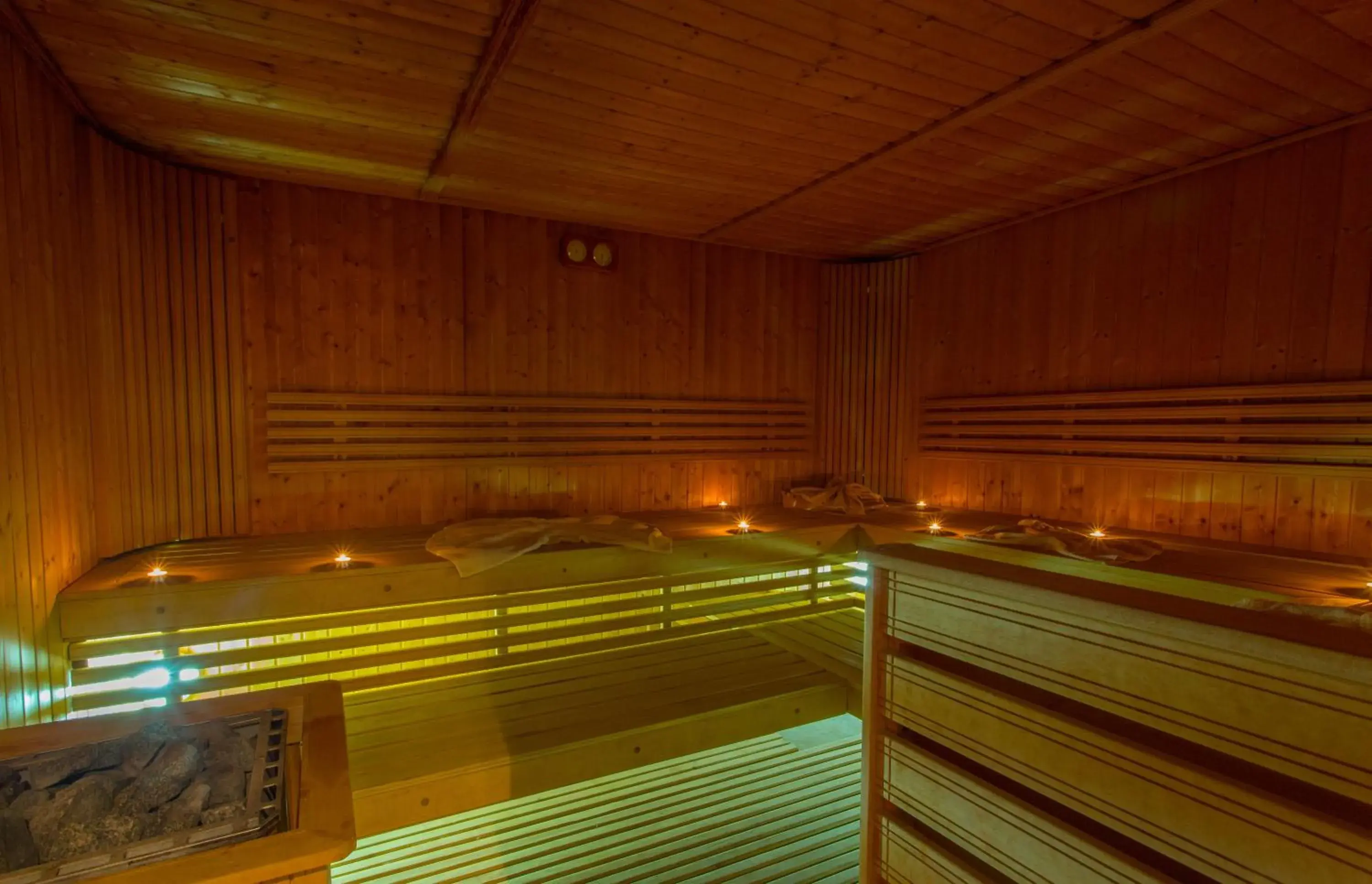 Spa and wellness centre/facilities in Hotel Club Almoggar Garden Beach