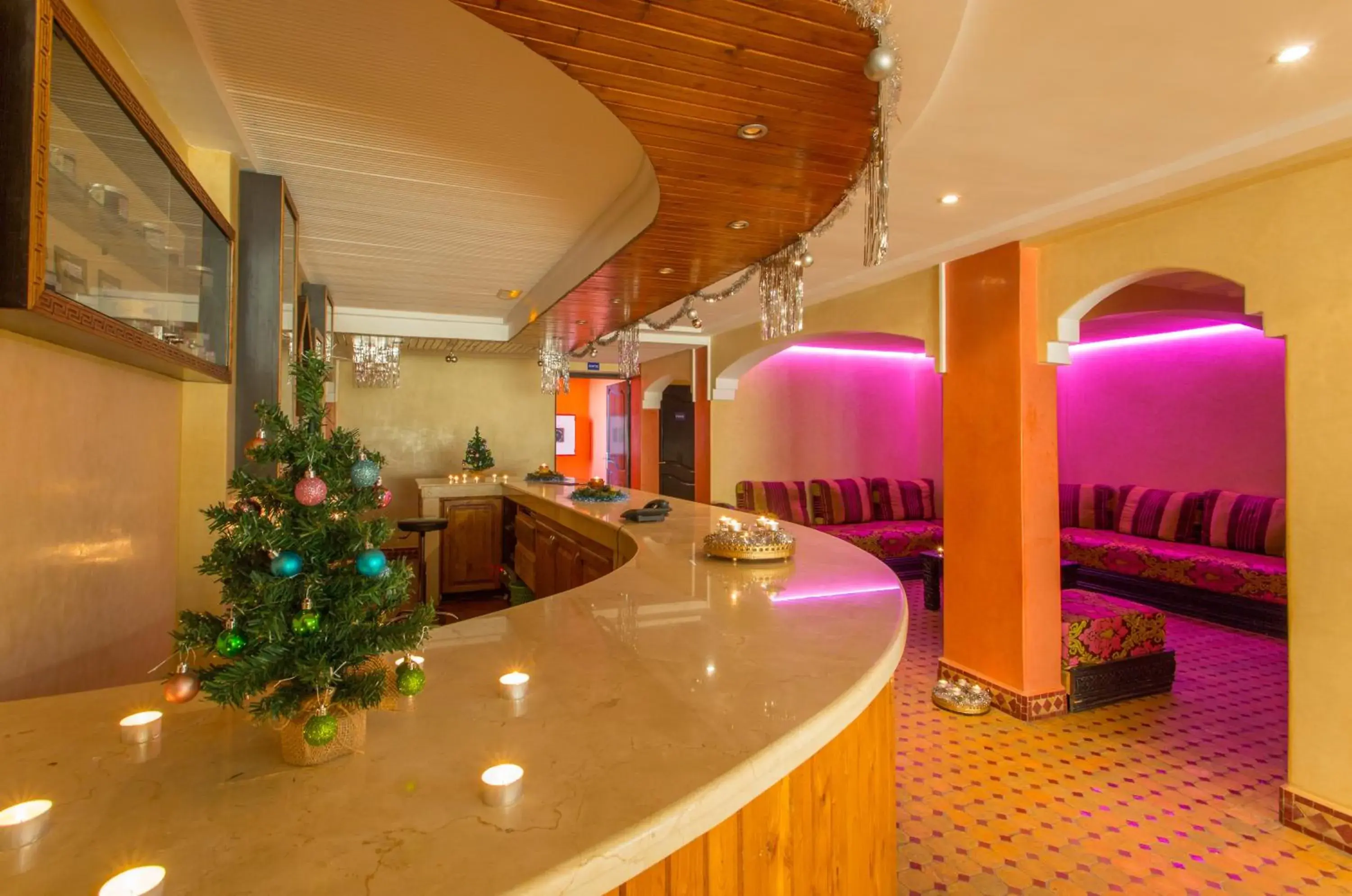 Lounge or bar in Hotel Club Almoggar Garden Beach