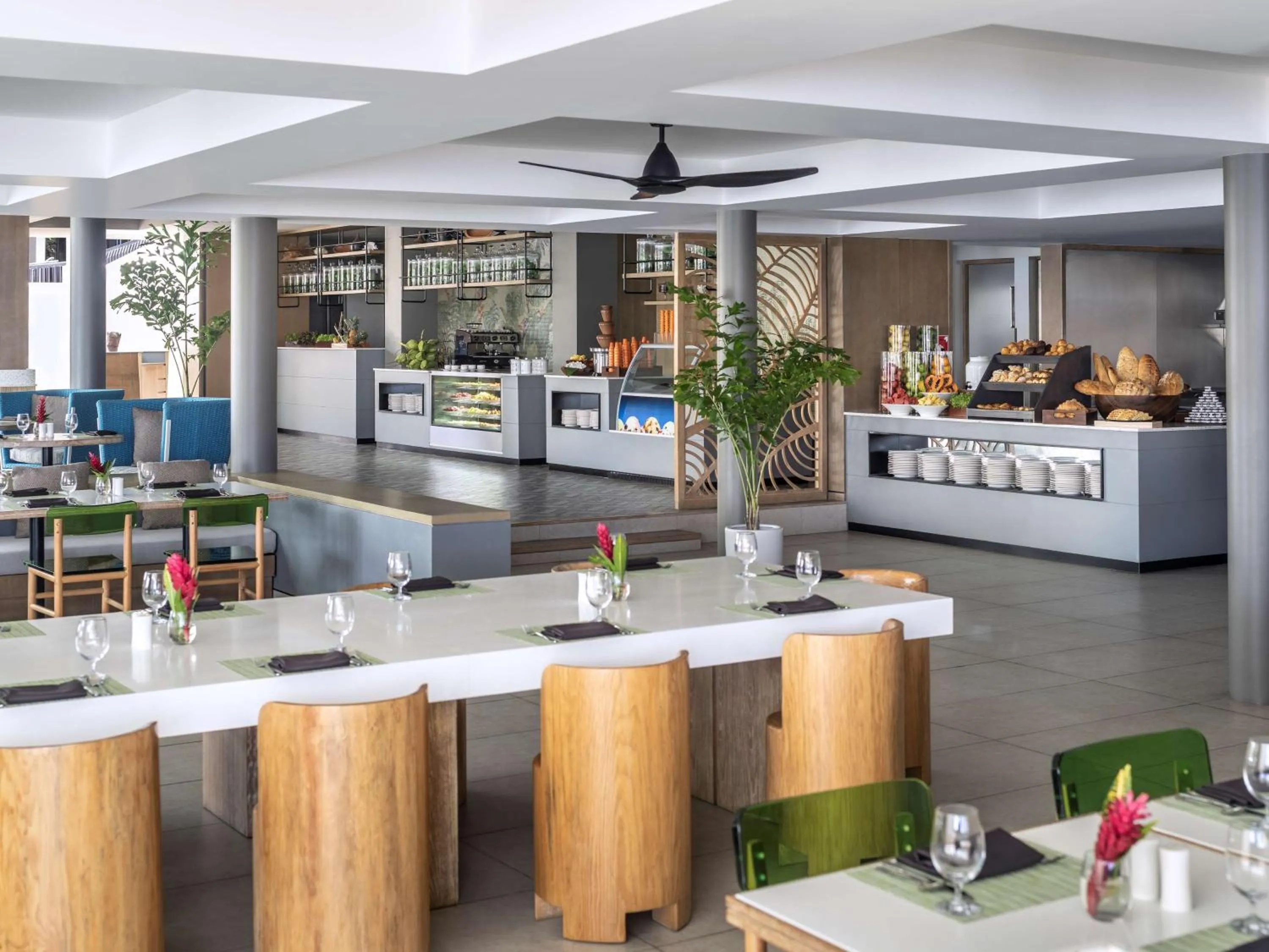 Restaurant/places to eat in Shangri-La Yanuca Island, Fiji