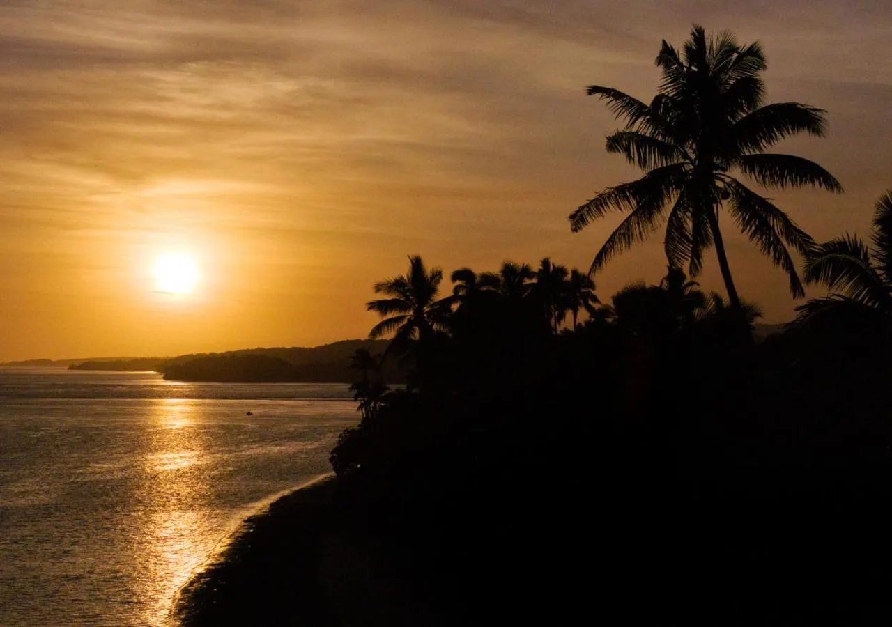 Summer in Shangri-La Yanuca Island, Fiji