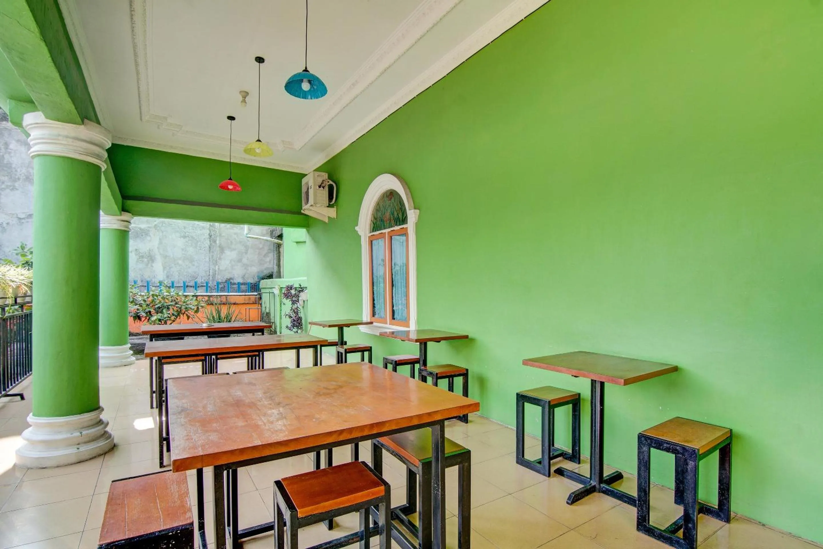 Lobby or reception in OYO 92497 Penginapan Pasir Indah SyariahNearMonument Park City Sand Pengaraian