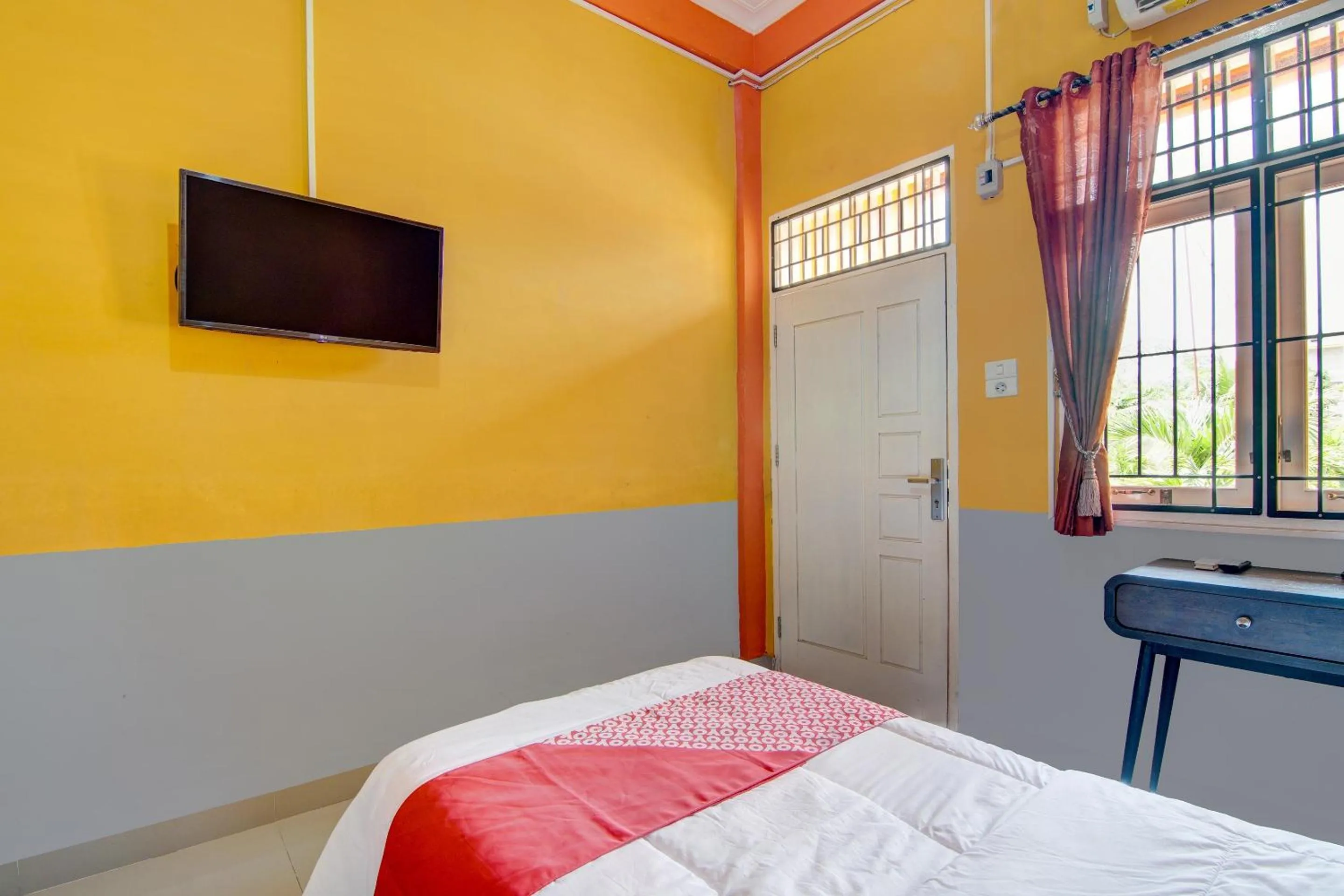 Bedroom, Bed in OYO 92501 Wisma Sakinah Syariah