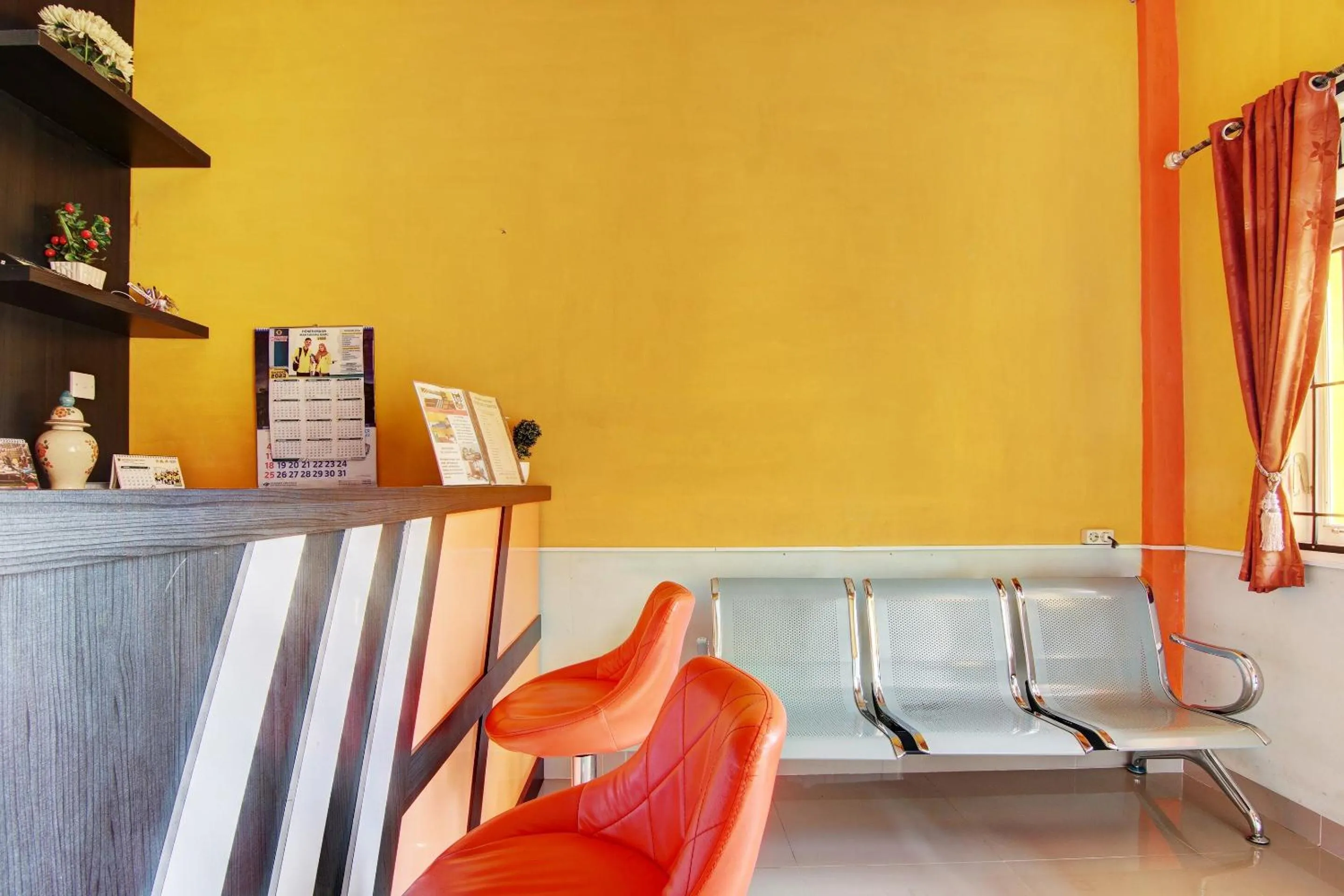 Lobby or reception in OYO 92501 Wisma Sakinah Syariah