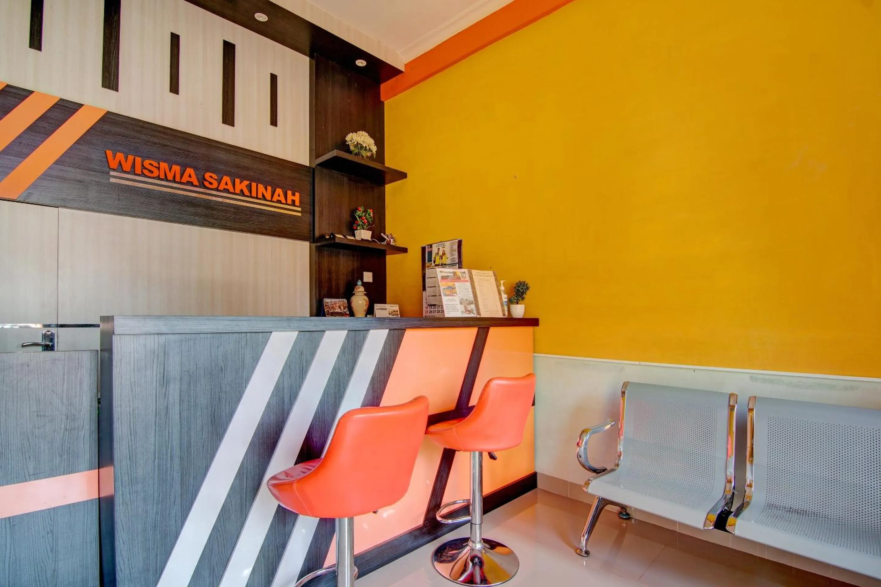 Lobby or reception in OYO 92501 Wisma Sakinah Syariah