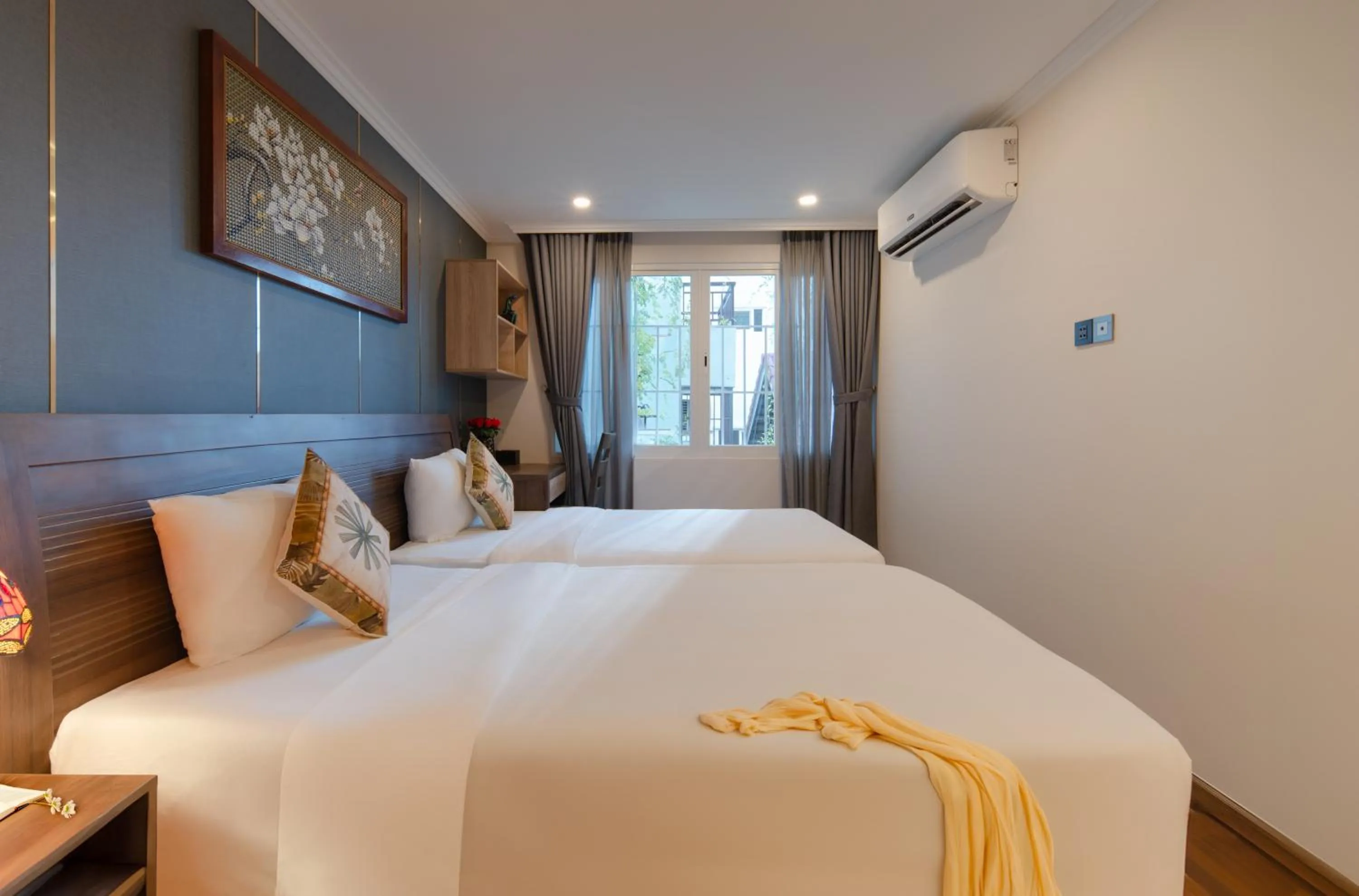 Bed in Aaron Boutique Hotel