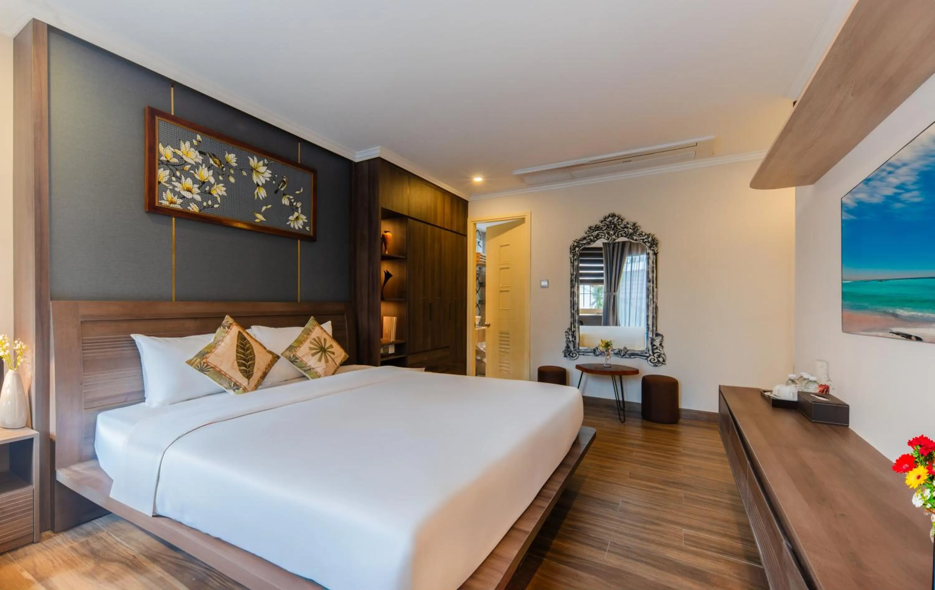 Bed in Aaron Boutique Hotel