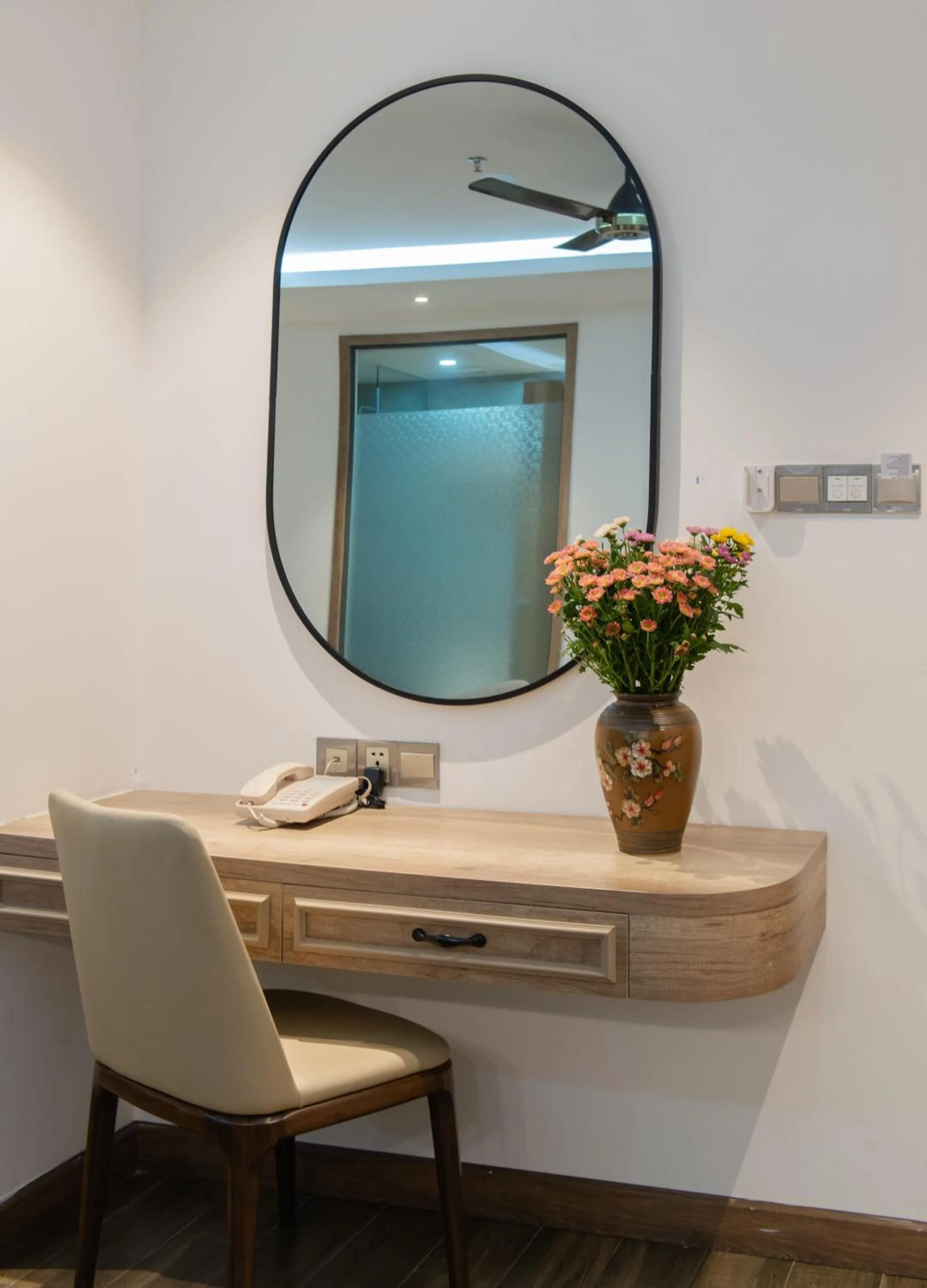 hair dresser in Aaron Boutique Hotel