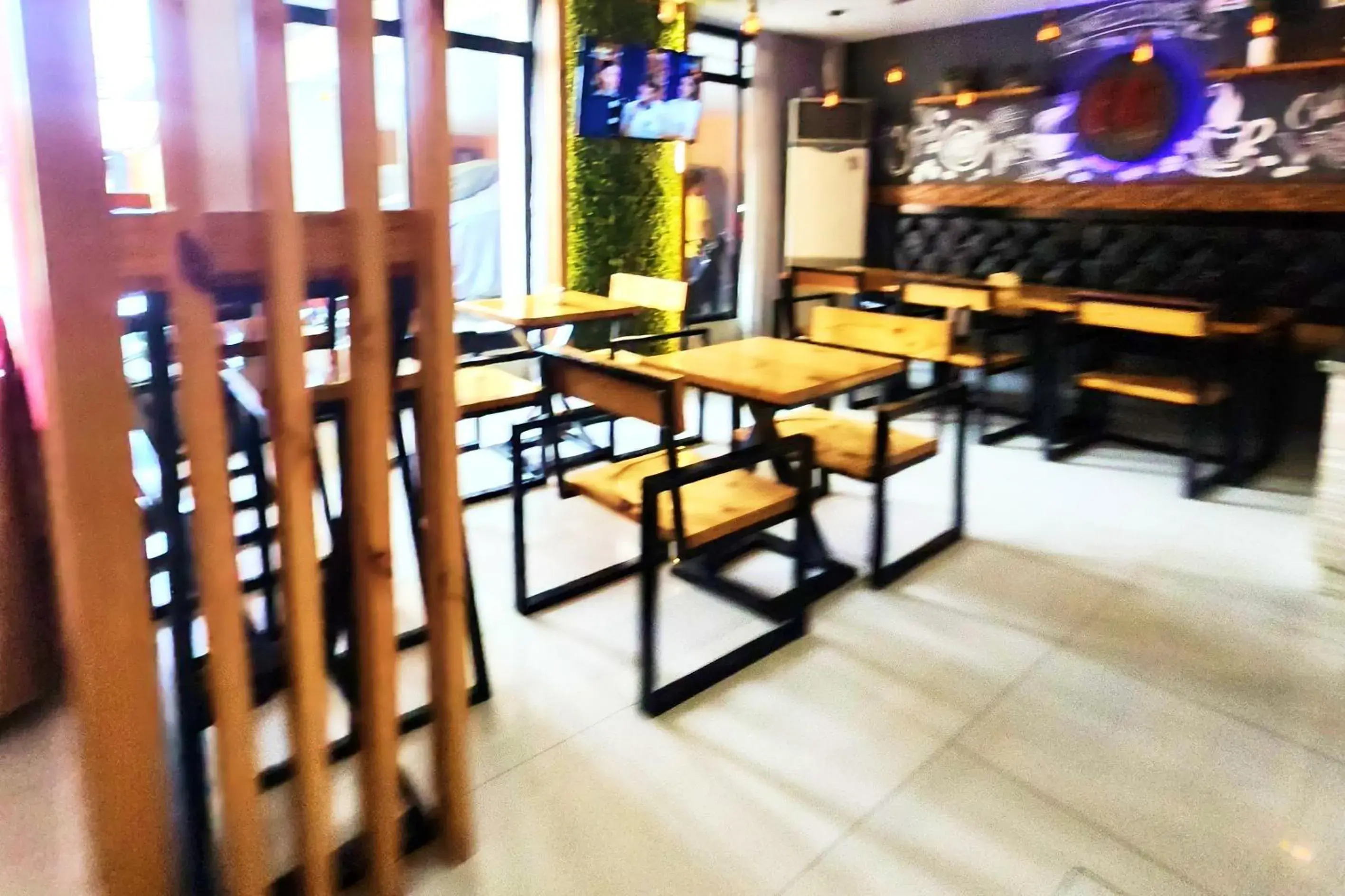 Restaurant/places to eat in DLT Suites Cebu powered by Cocotel Restaurant/places to eat in DLT Suites Cebu powered by Cocotel