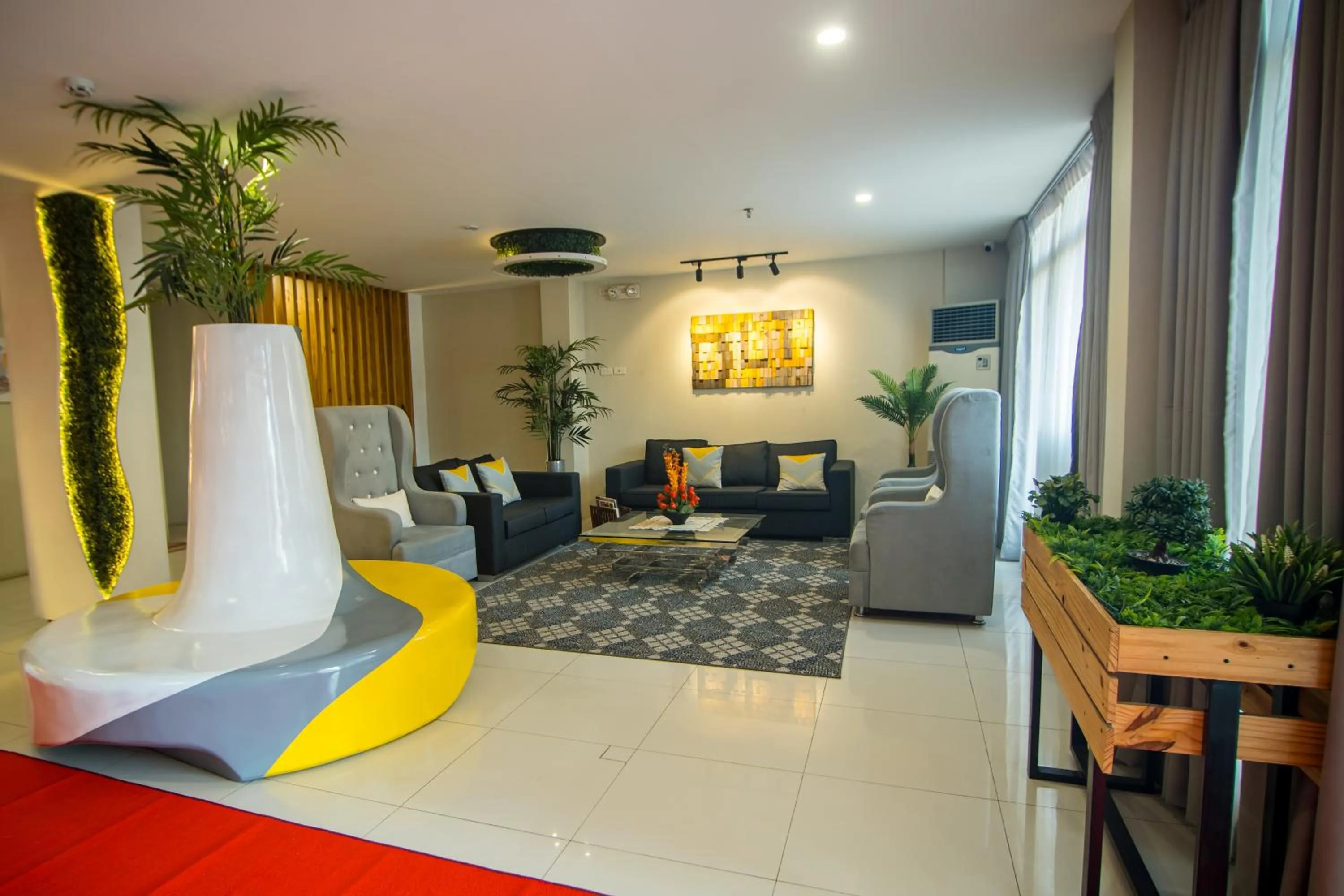 DLT Suites Cebu powered by Cocotel