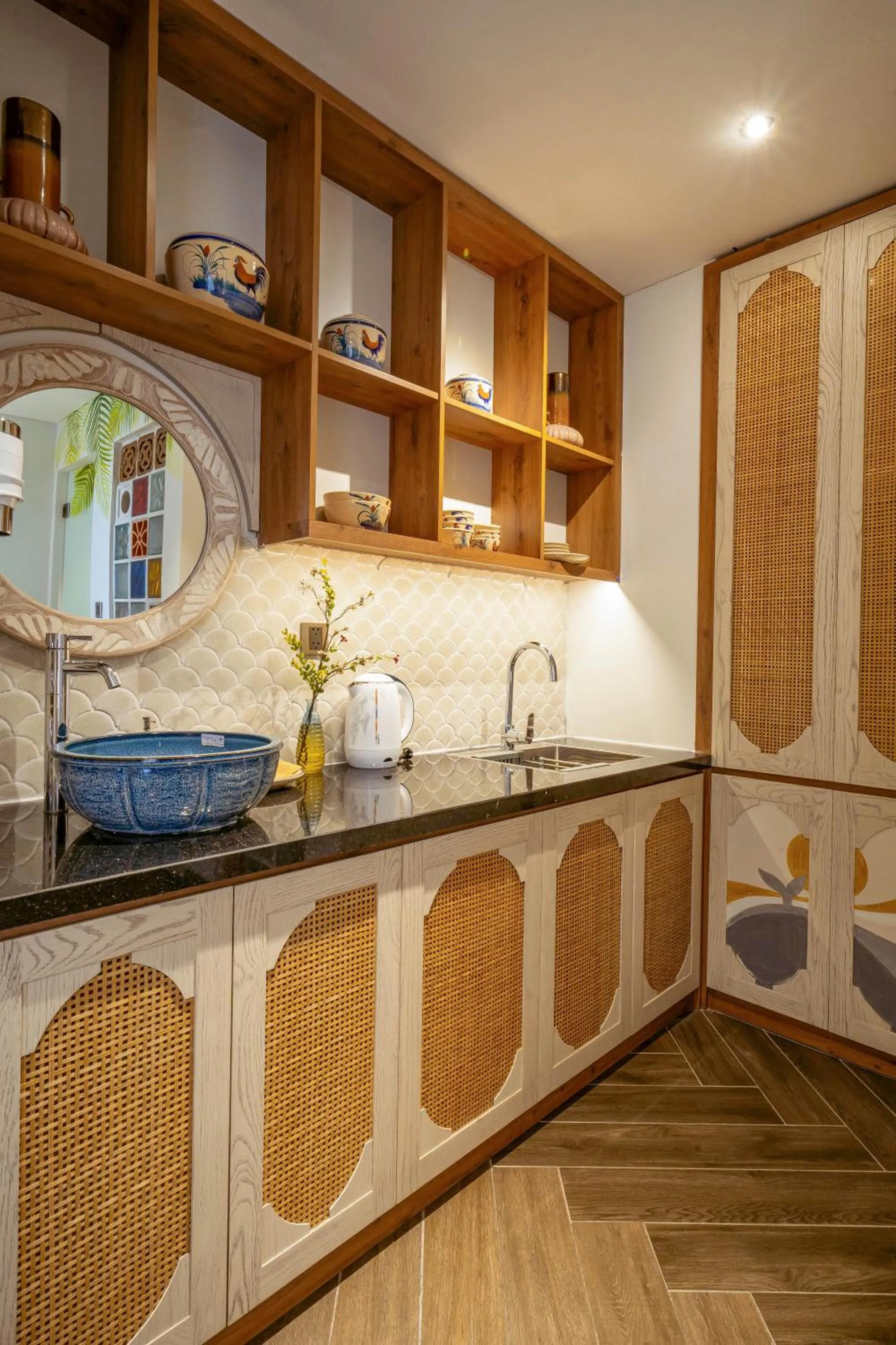 Kitchen or kitchenette in Seahorse Signature Danang Hotel by Haviland