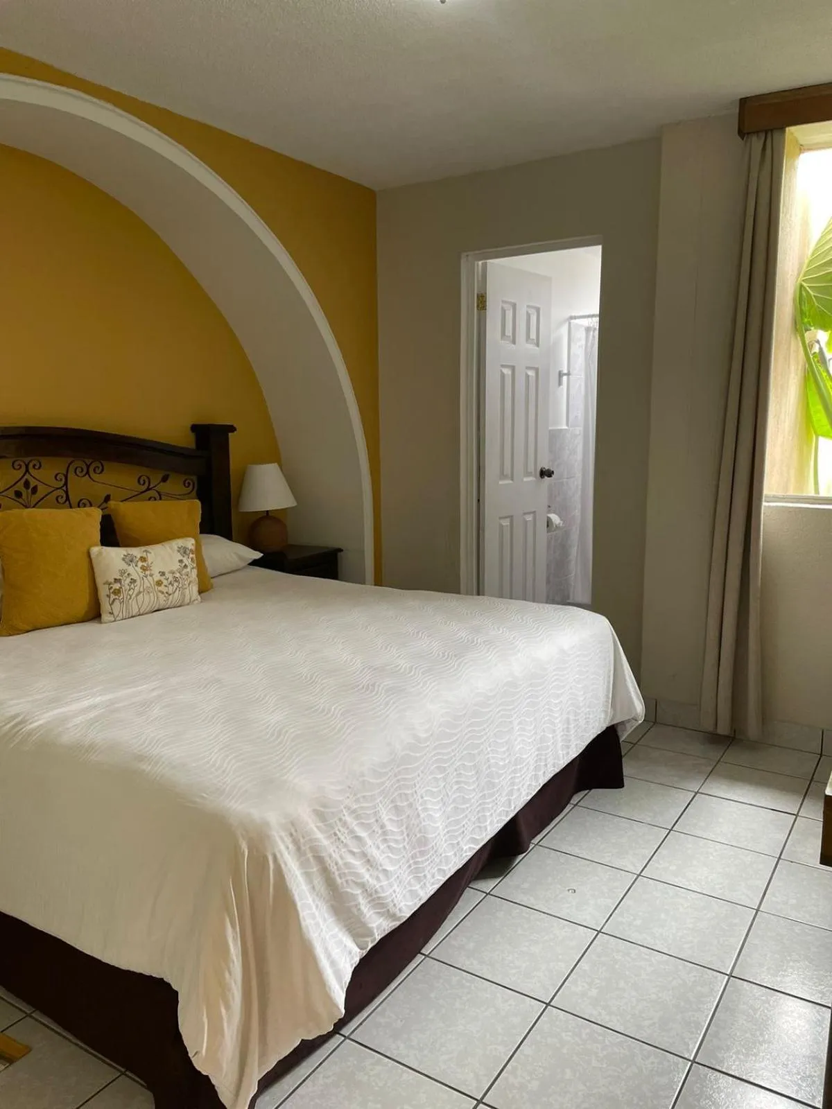 Bedroom, Bed in Inari Guatemala