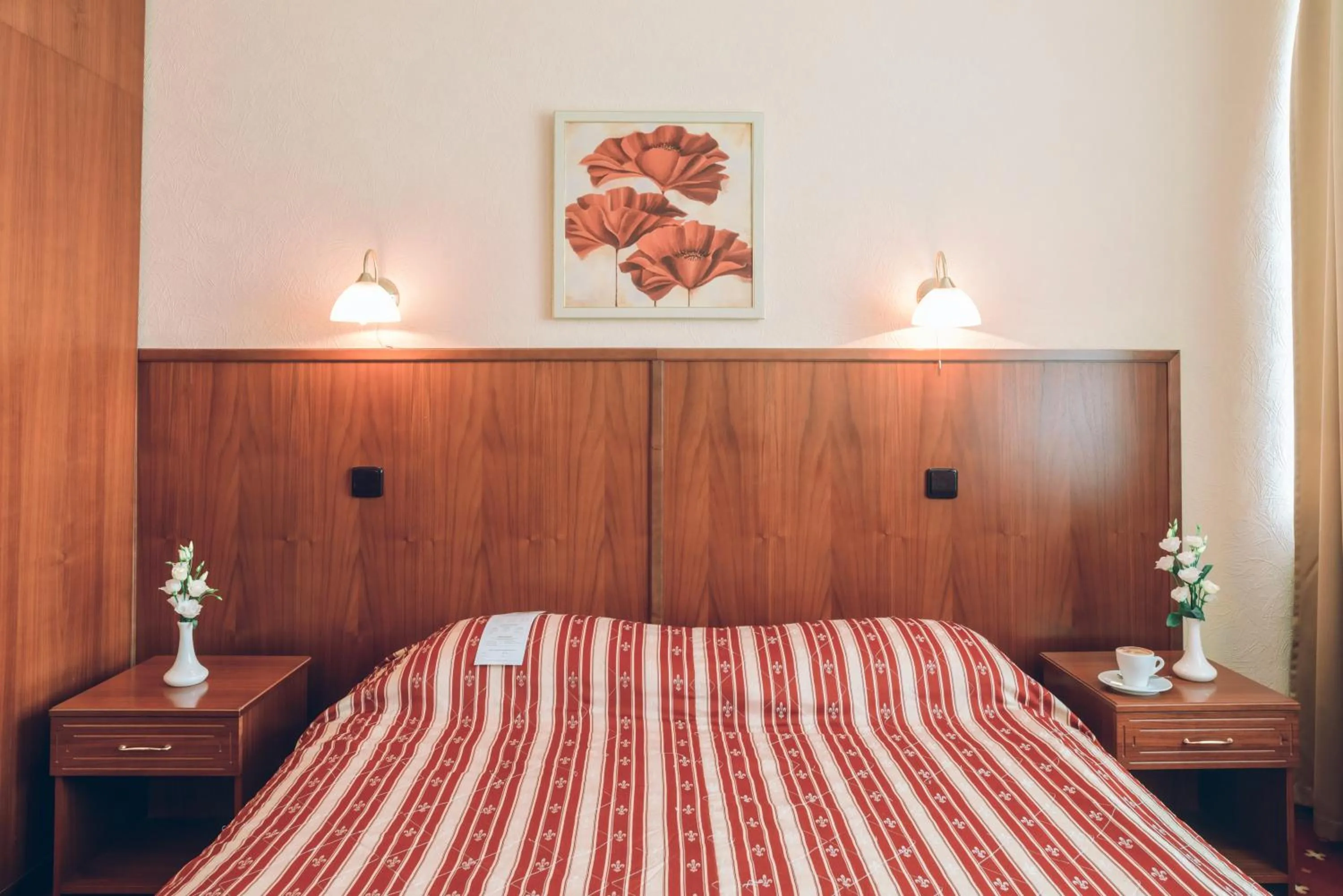 Photo of the whole room, Bed in Premier Hotel Rus