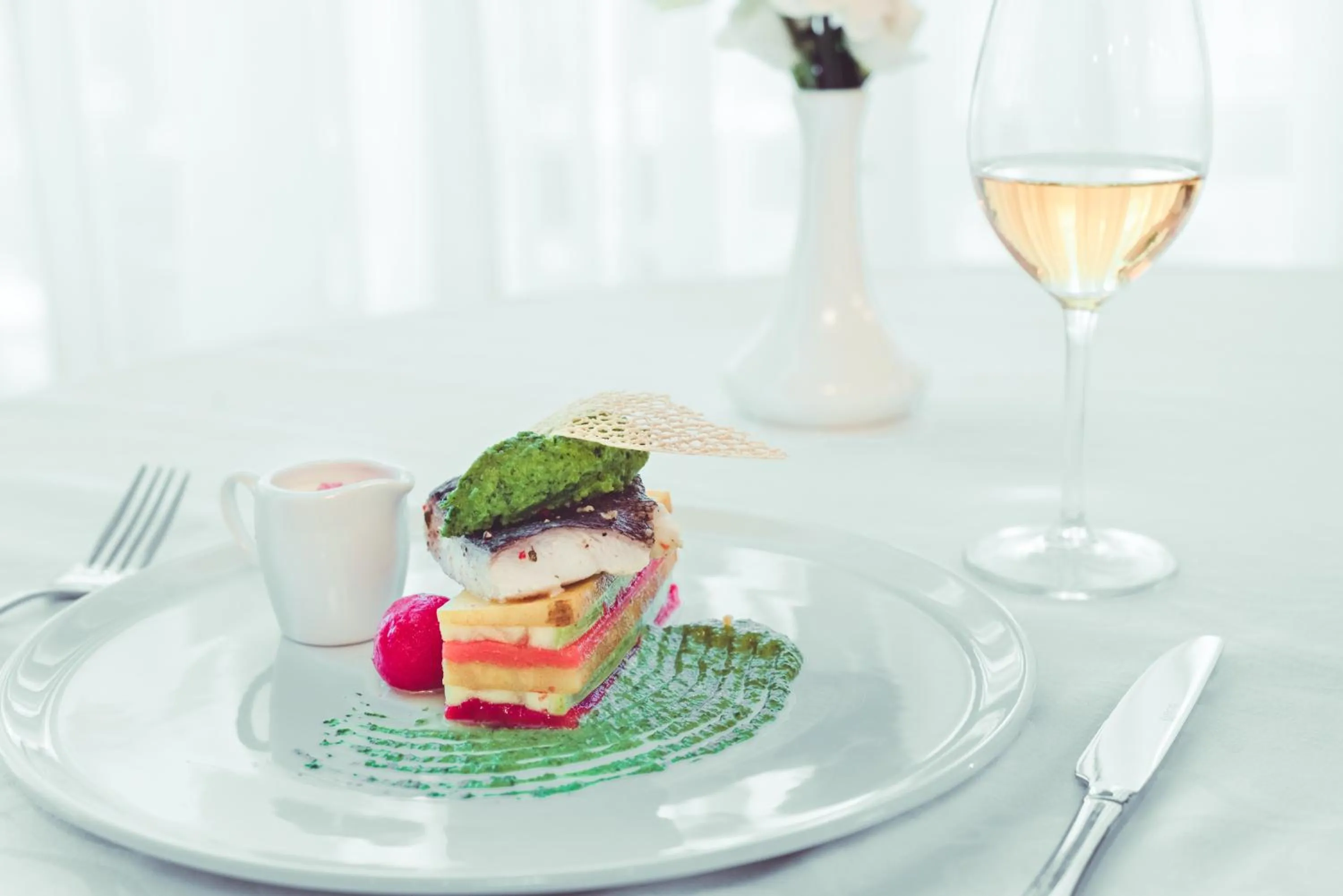 Restaurant/places to eat in Premier Hotel Rus