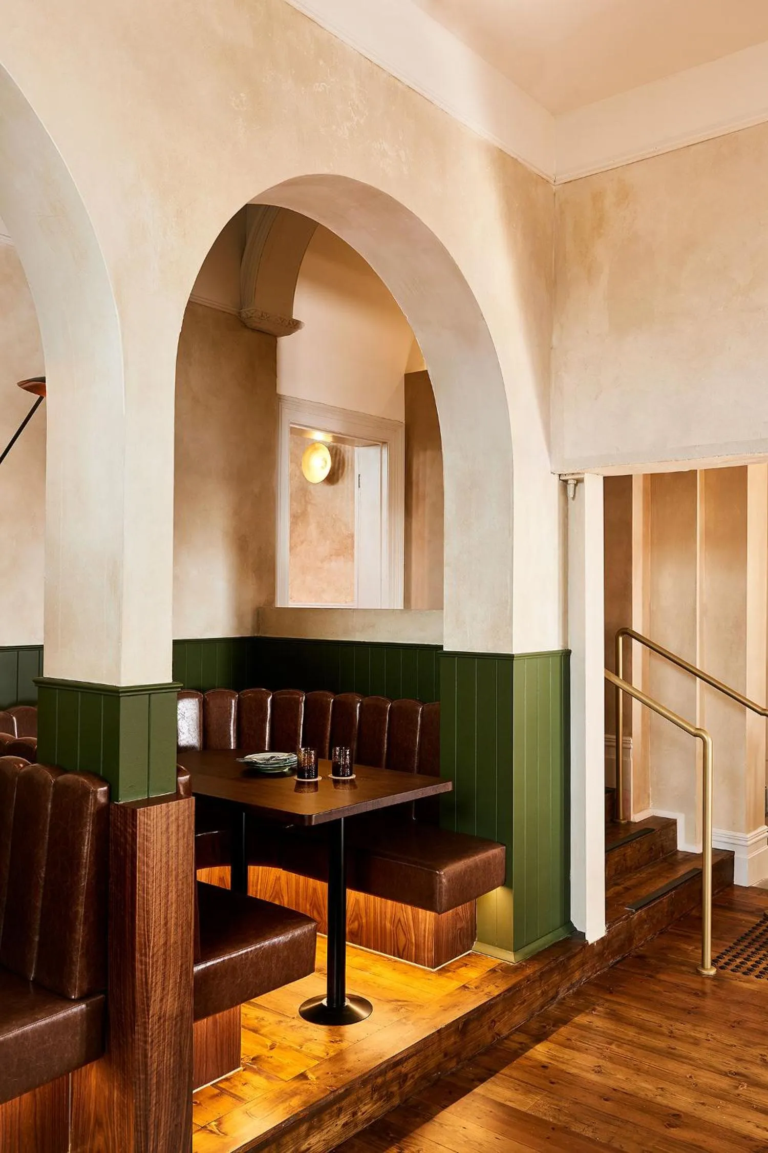 Restaurant/places to eat in Portarlington Grand Hotel