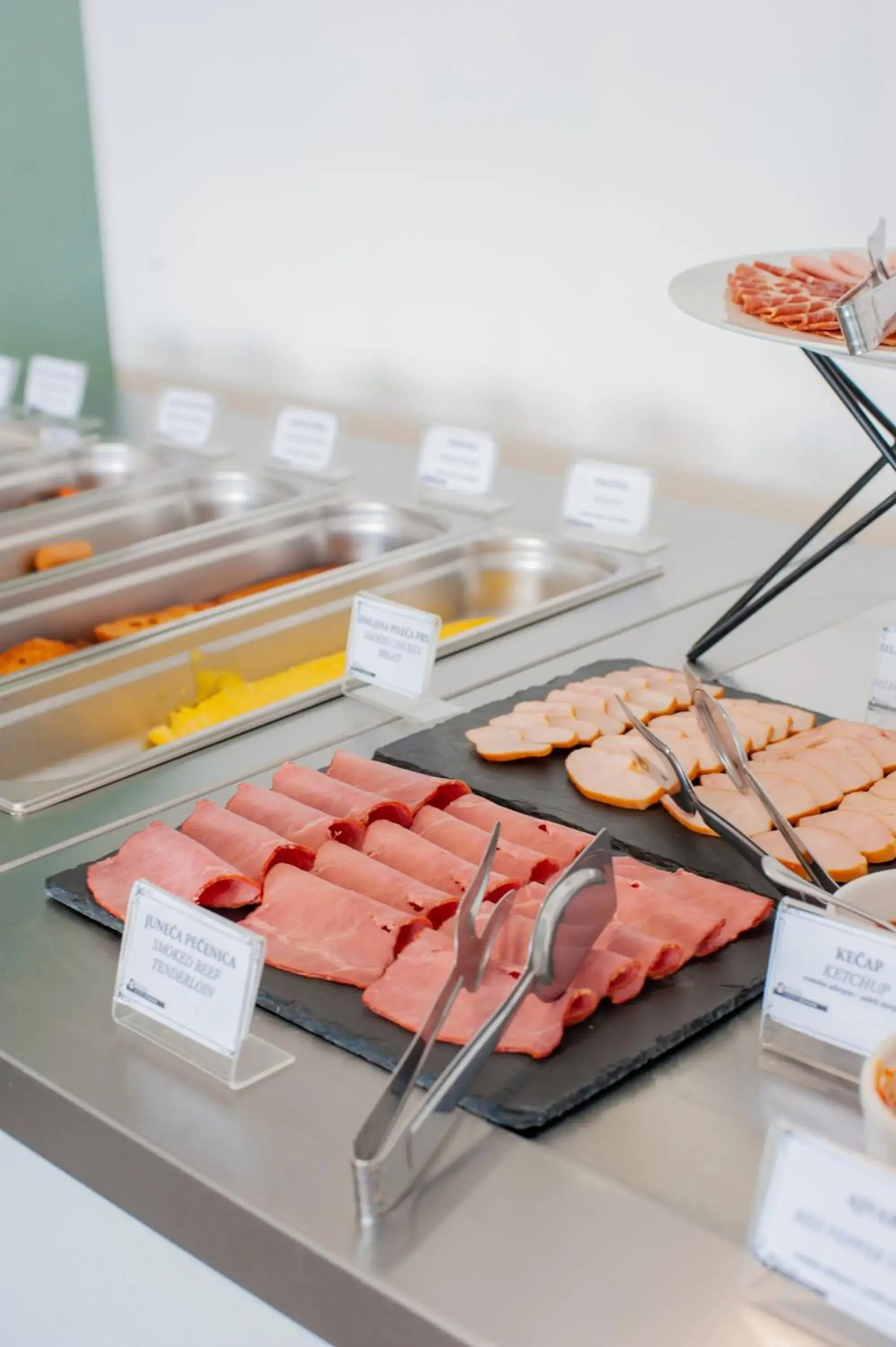 Food and drinks in Garni Hotel Centar Food and drinks in Garni Hotel Centar