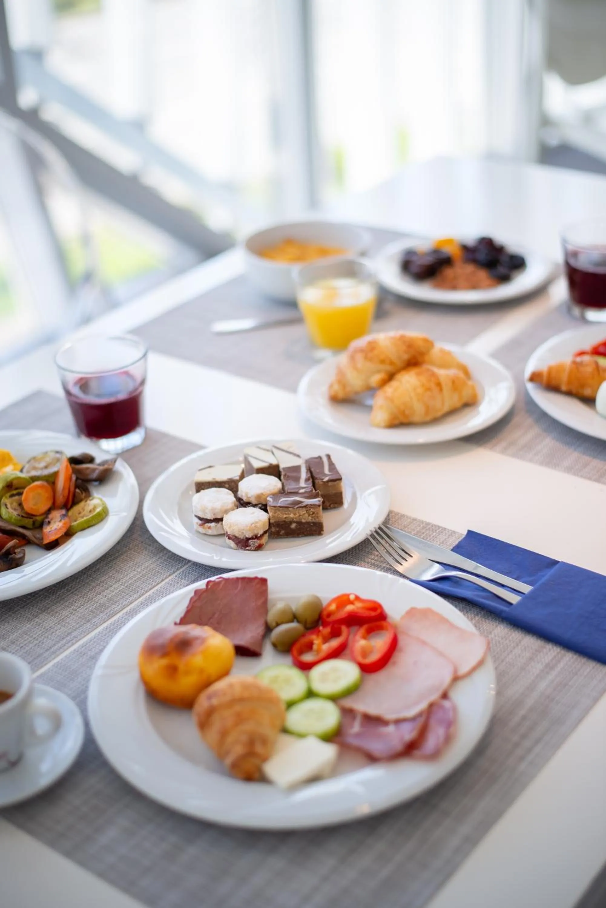 Continental breakfast in Garni Hotel Centar