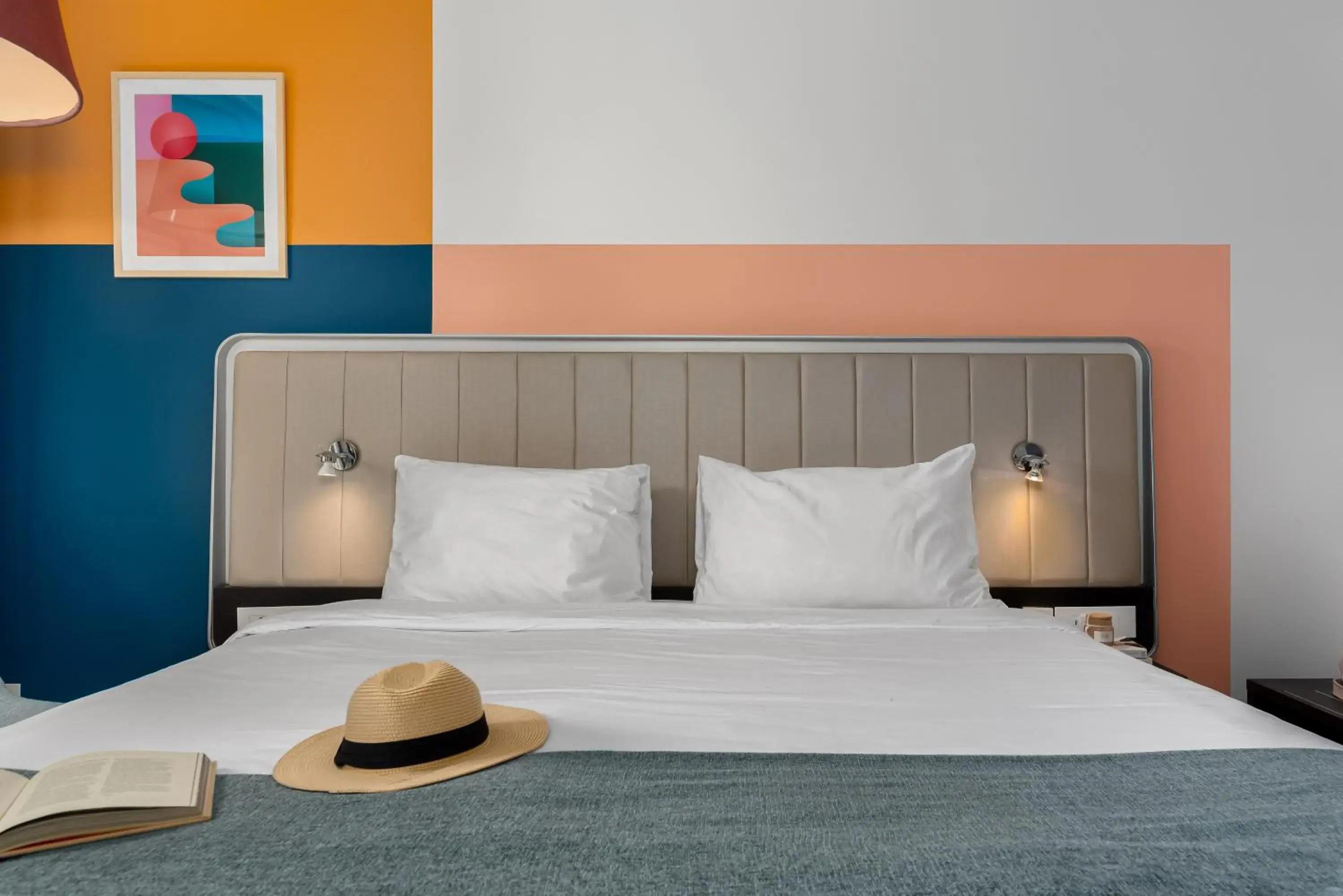 Bed in Neighbourgood Newlands Bed in Neighbourgood Newlands