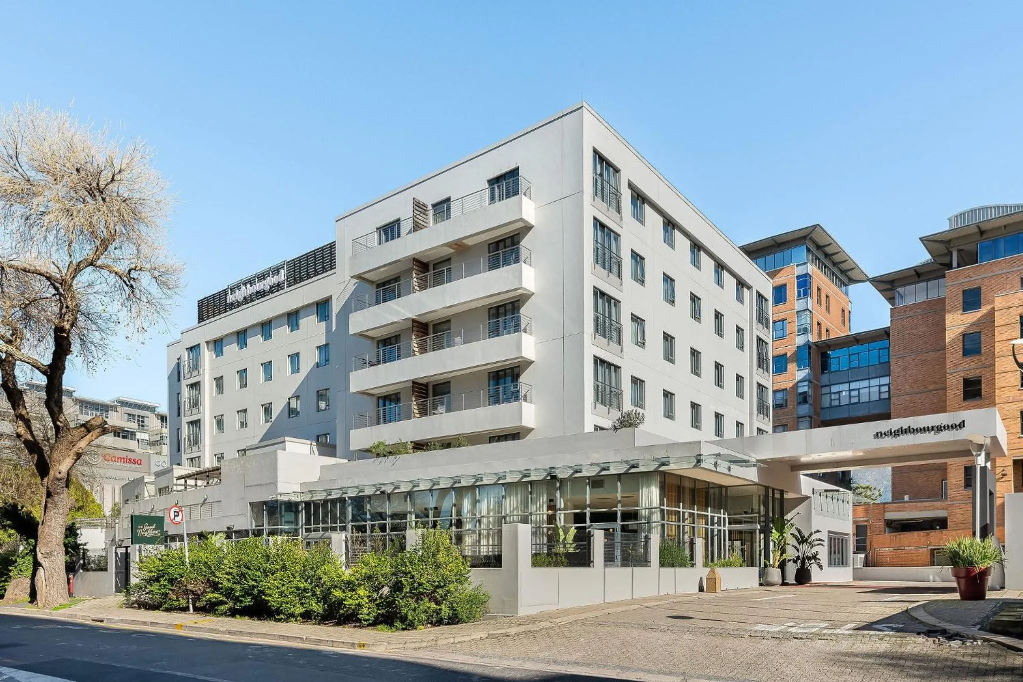 Property building in Neighbourgood Newlands