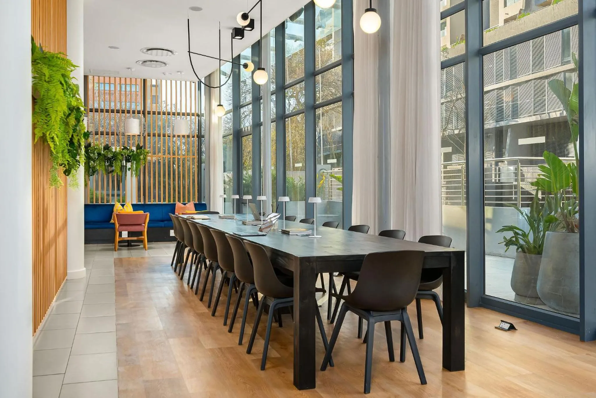 Communal lounge/ TV room in Neighbourgood Newlands