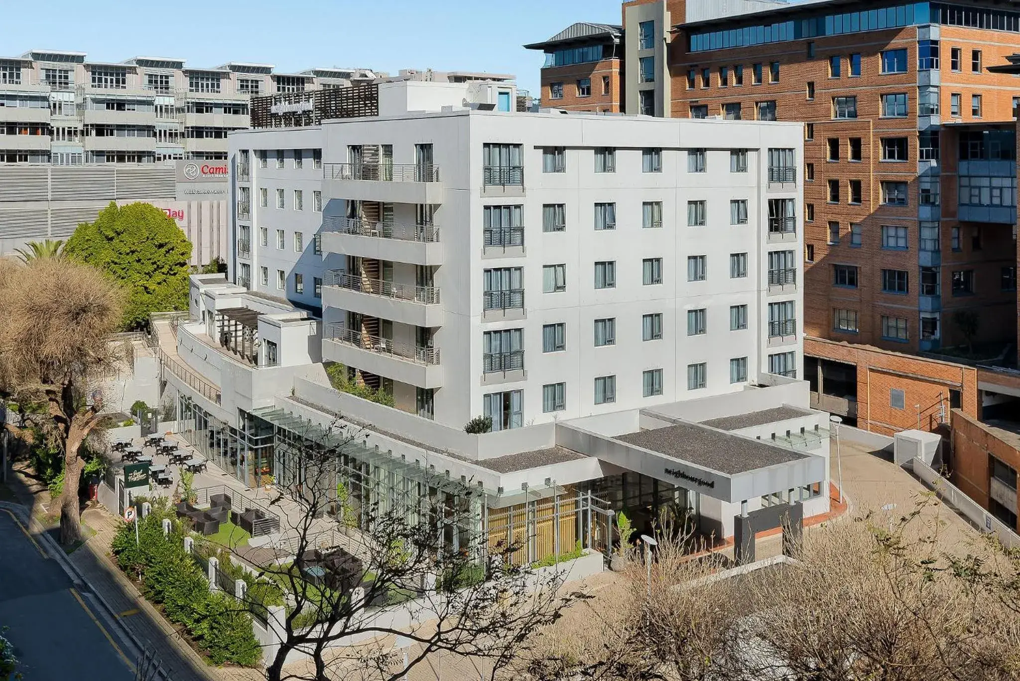 Property building in Neighbourgood Newlands Property building in Neighbourgood Newlands